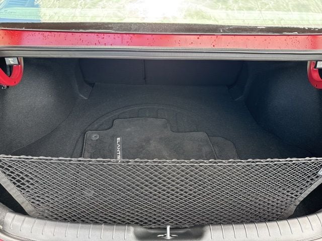 2024 Hyundai Elantra SEL - Photo 17