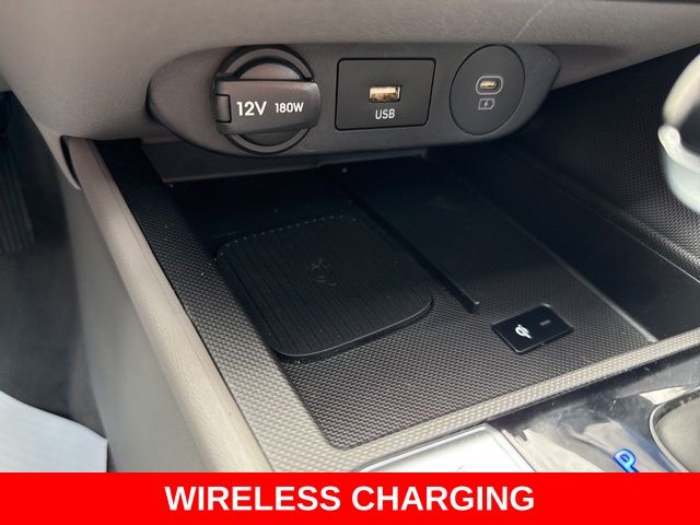 2024 Hyundai Elantra SEL - Photo 12