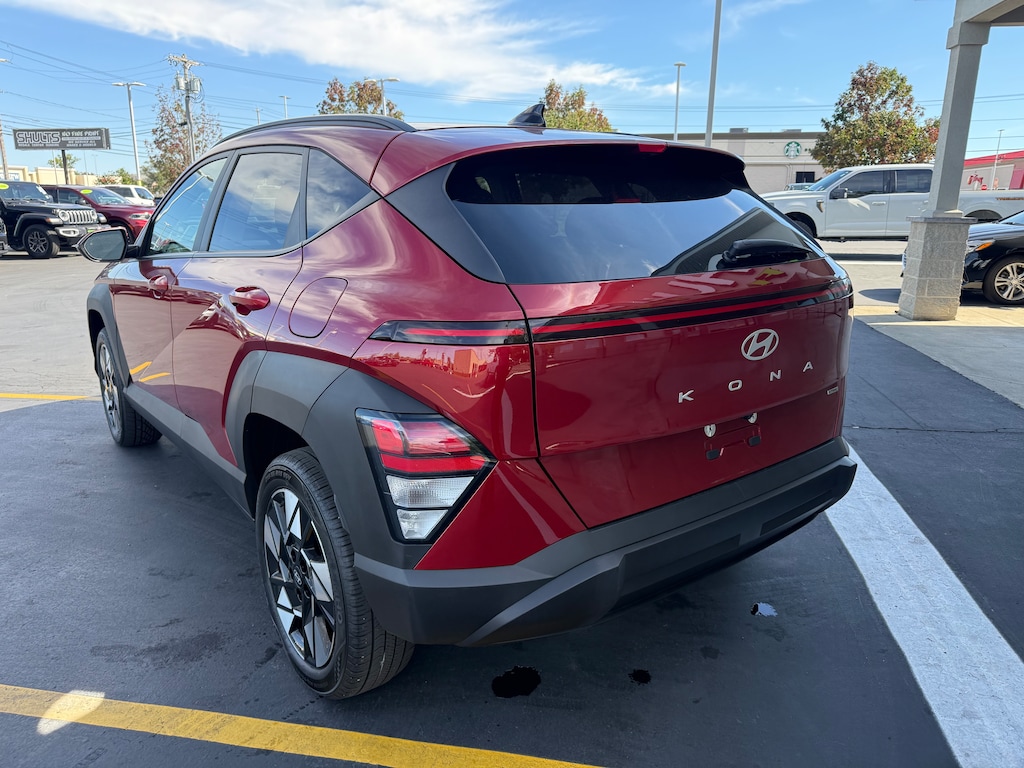 Used 2025 Hyundai Kona SEL SEL AWD