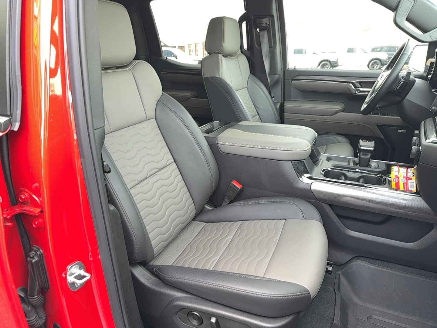 2024 Chevrolet Silverado 1500 ZR2 - Photo 36
