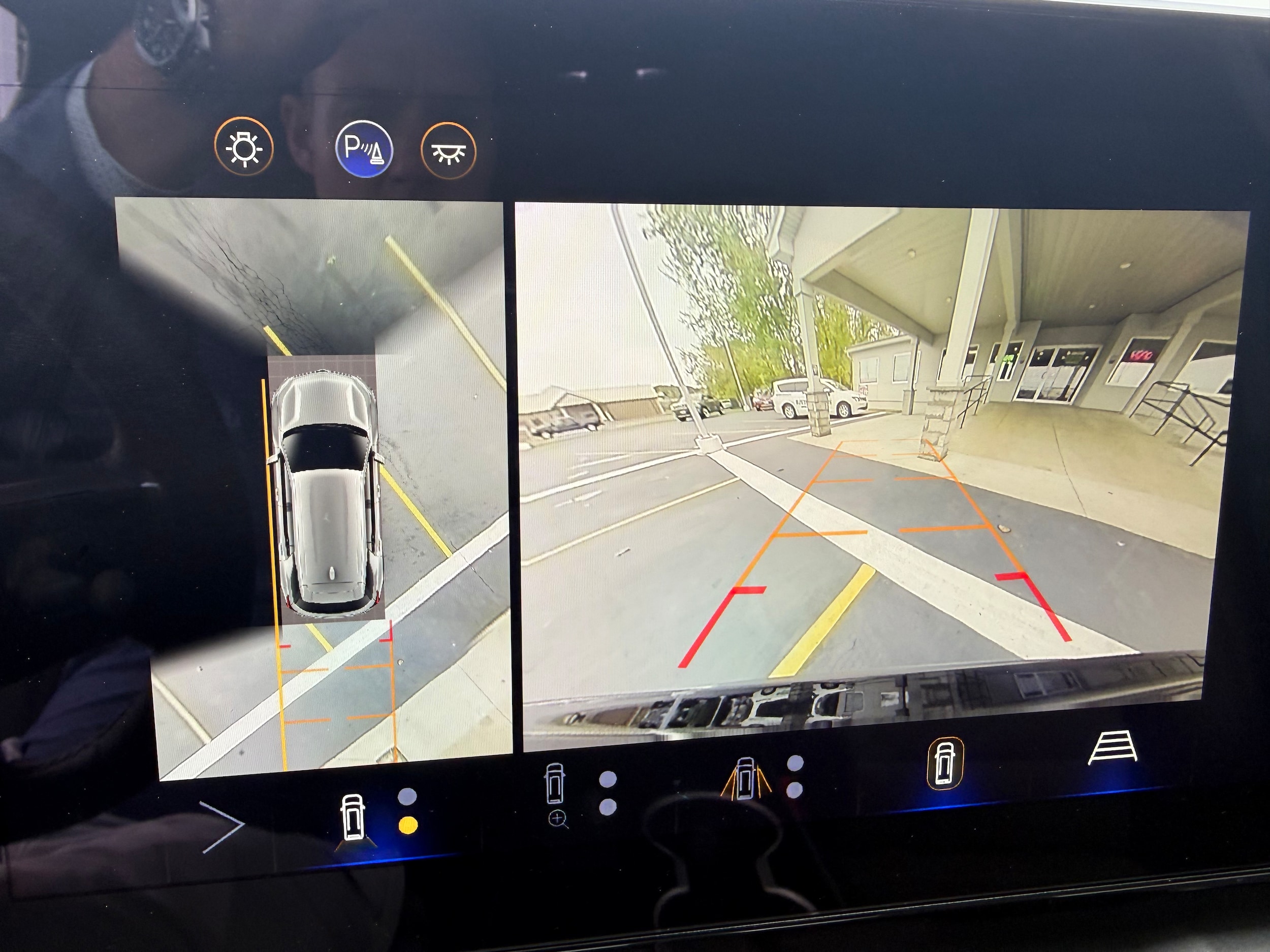 2025 Chevrolet Equinox LT - Photo 15