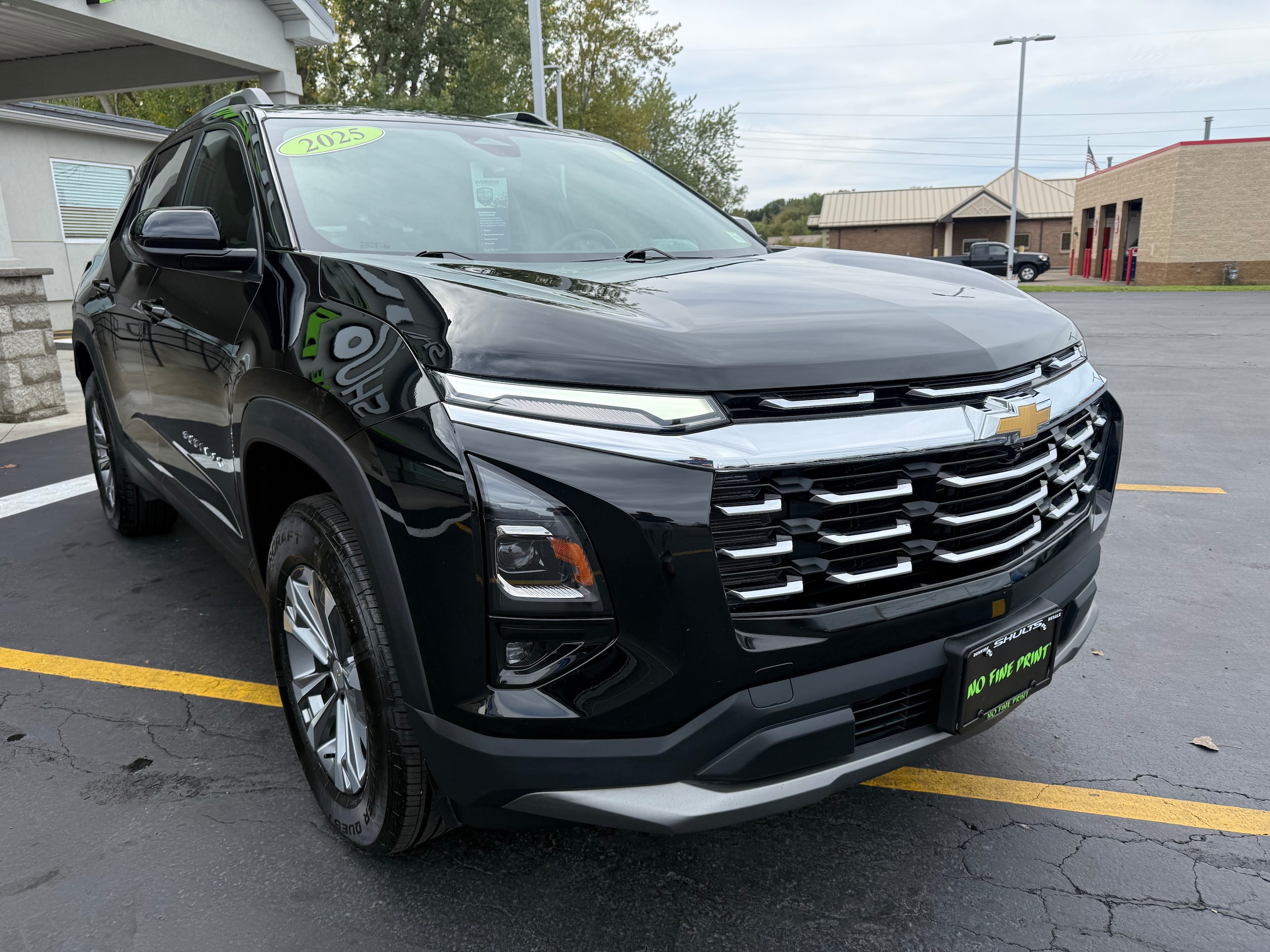 2025 Chevrolet Equinox LT - Photo 6