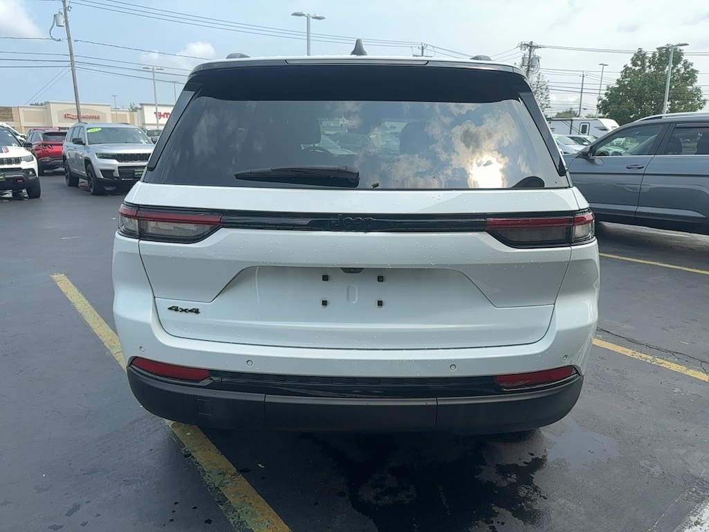 Used 2024 Jeep Grand Cherokee Altitude X Altitude X 4x4