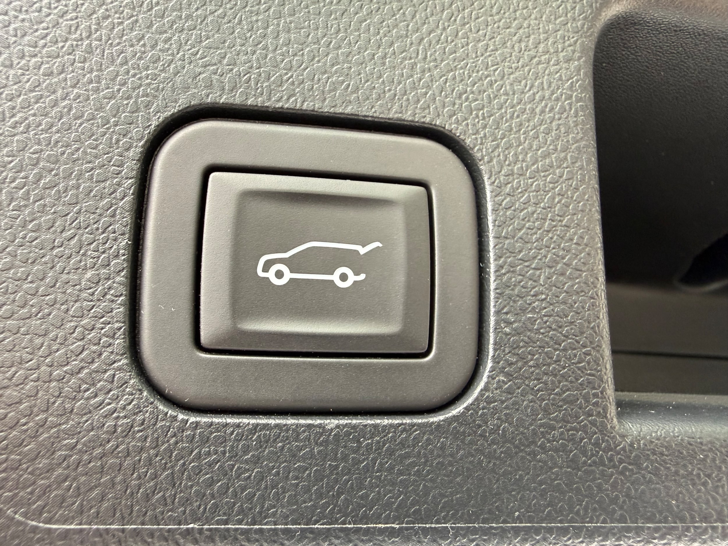 2025 Chevrolet Equinox LT - Photo 21