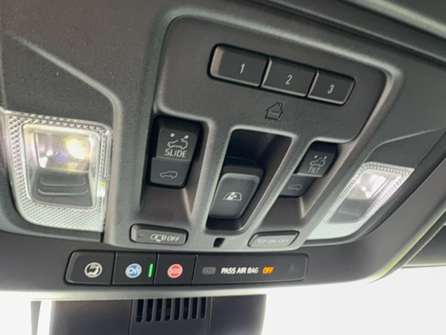 2024 Chevrolet Silverado 1500 ZR2 - Photo 29