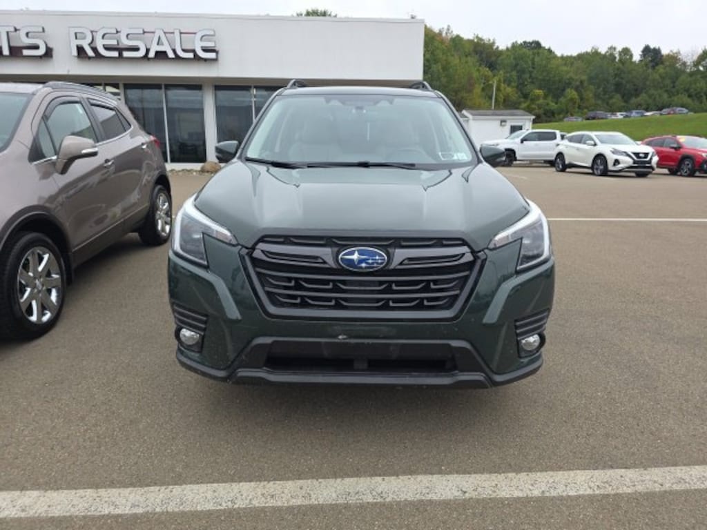 Used 2023 Subaru Forester Limited SUV