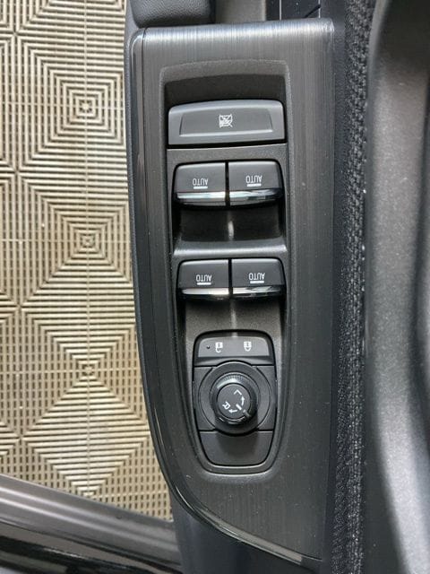 2026 Subaru Outback Limited - Photo 8