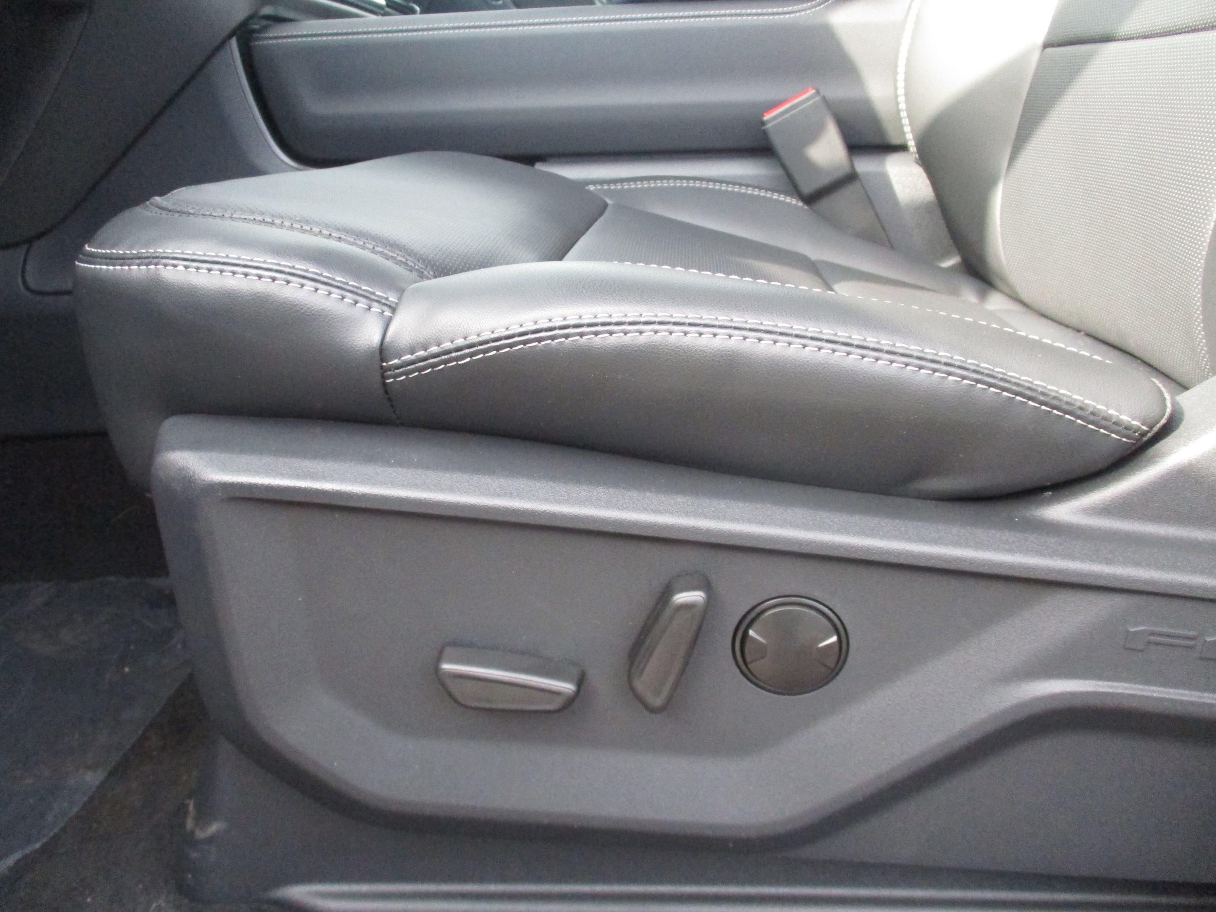 2026 Ford Expedition Platinum - Photo 27