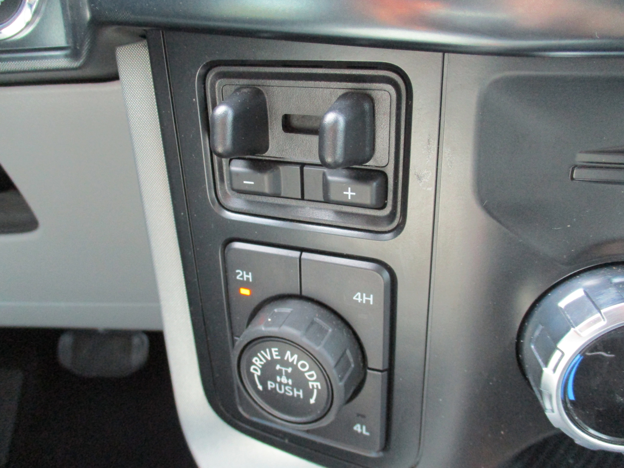 2023 Ford F-150 Limited - Photo 15