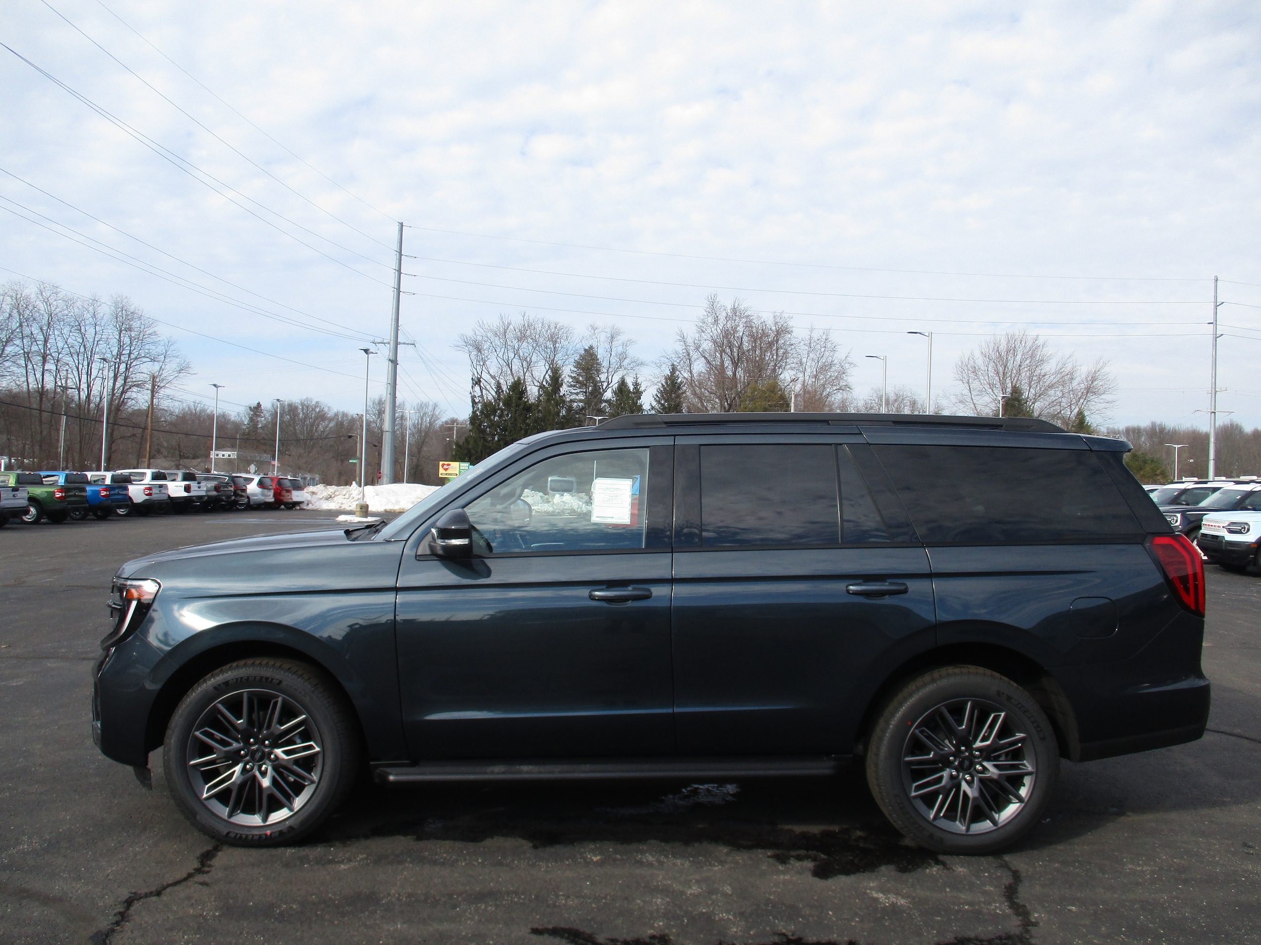 2026 Ford Expedition Platinum - Photo 9