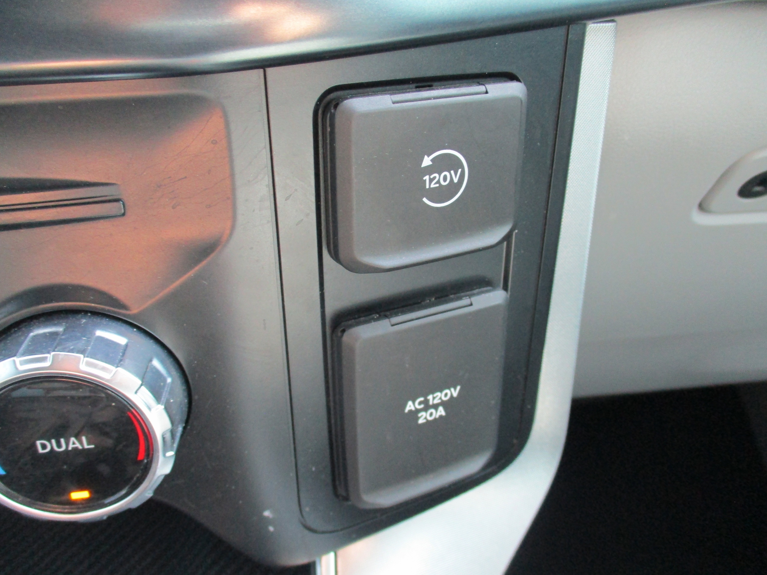 2023 Ford F-150 Limited - Photo 16