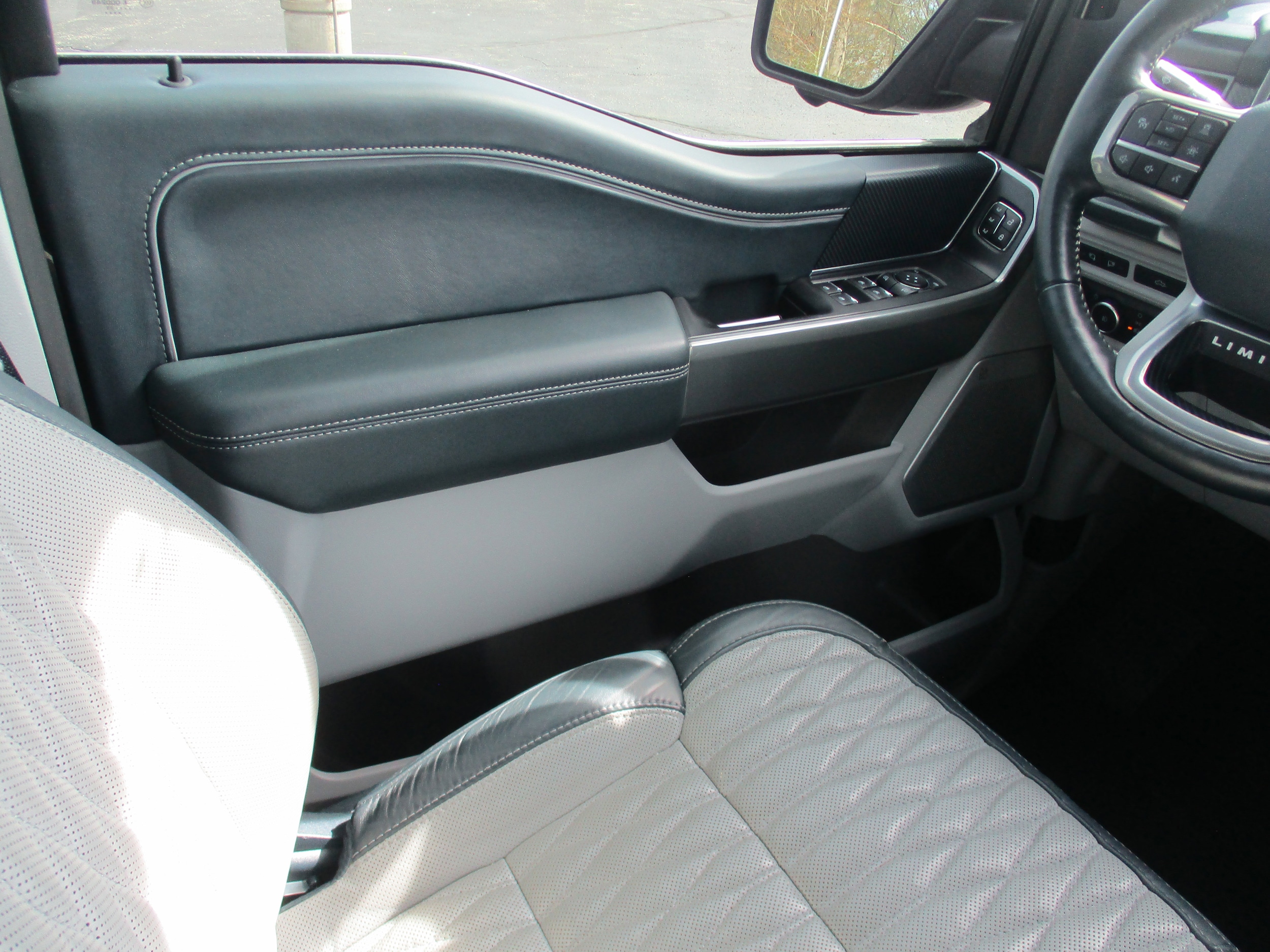 2023 Ford F-150 Limited - Photo 26