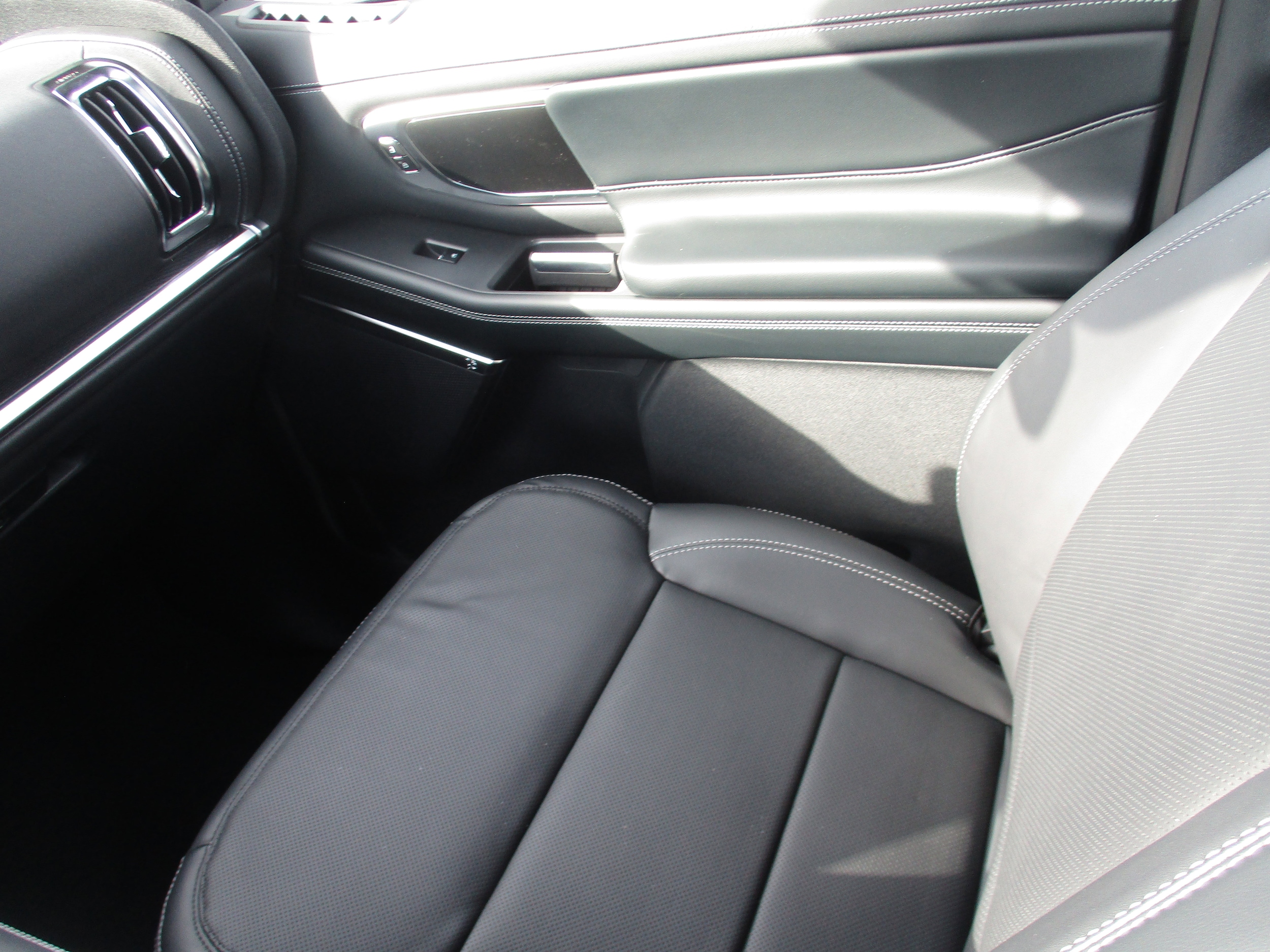 2026 Ford Expedition Platinum - Photo 21