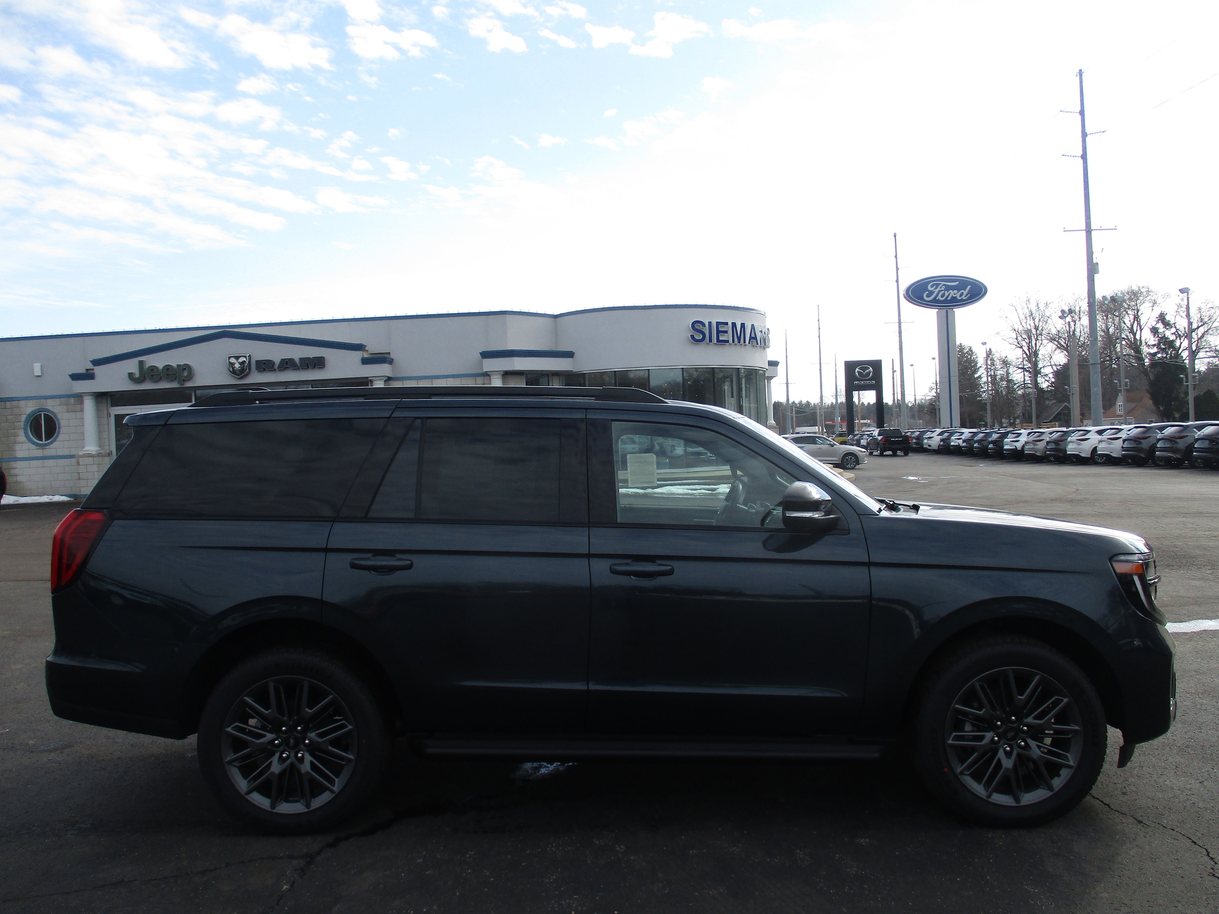 2026 Ford Expedition Platinum - Photo 5