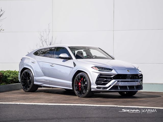 2020 Lamborghini Urus Base