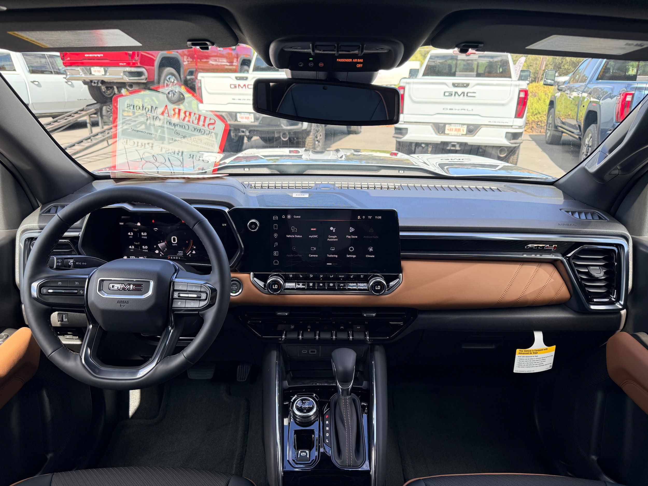 2026 GMC Canyon AT4 - Photo 18