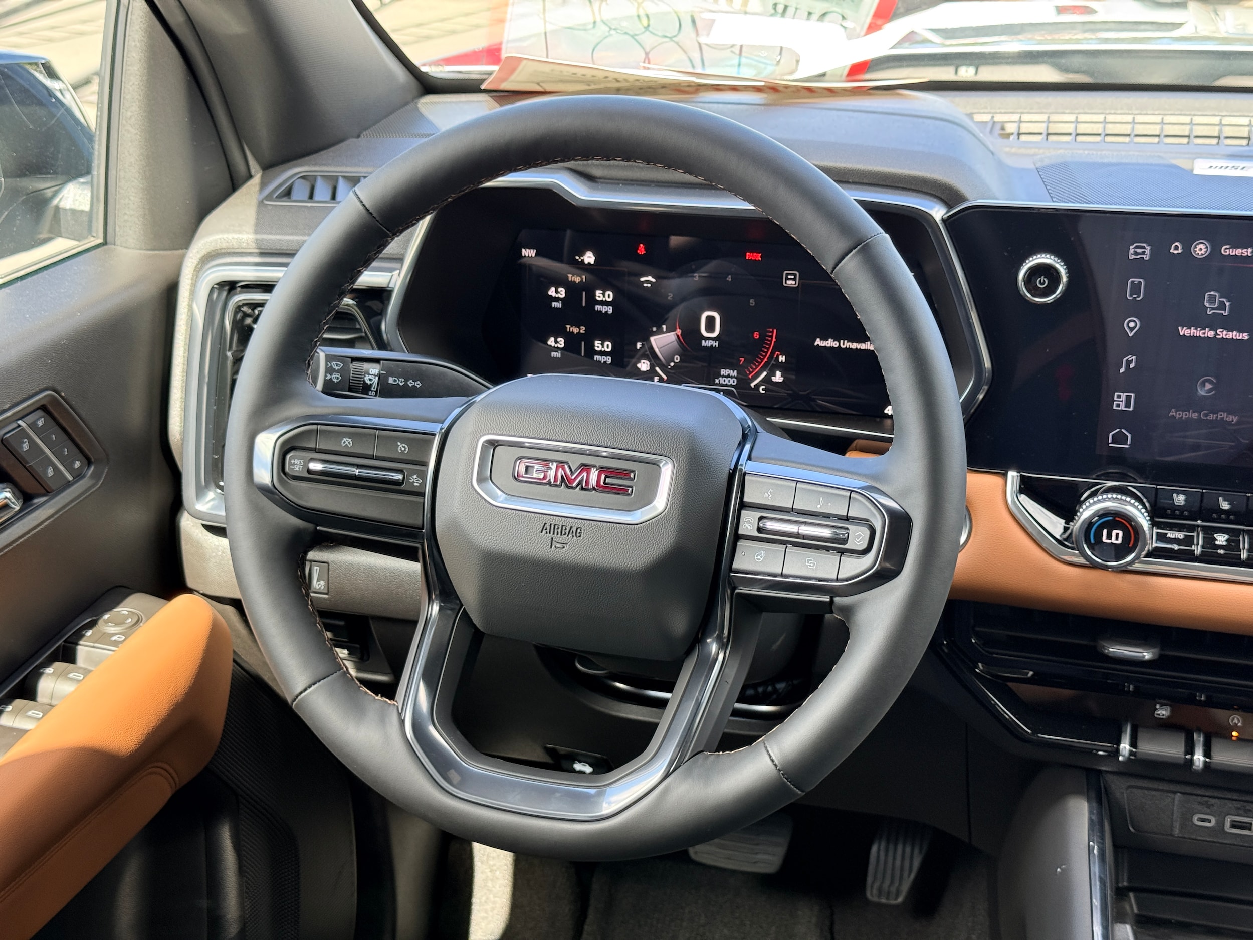 2026 GMC Canyon AT4 - Photo 15