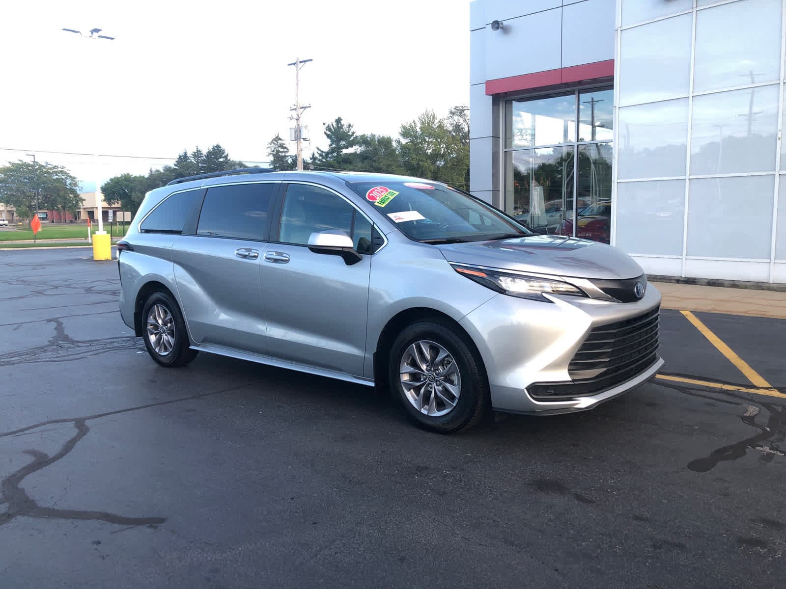2025 Toyota Sienna