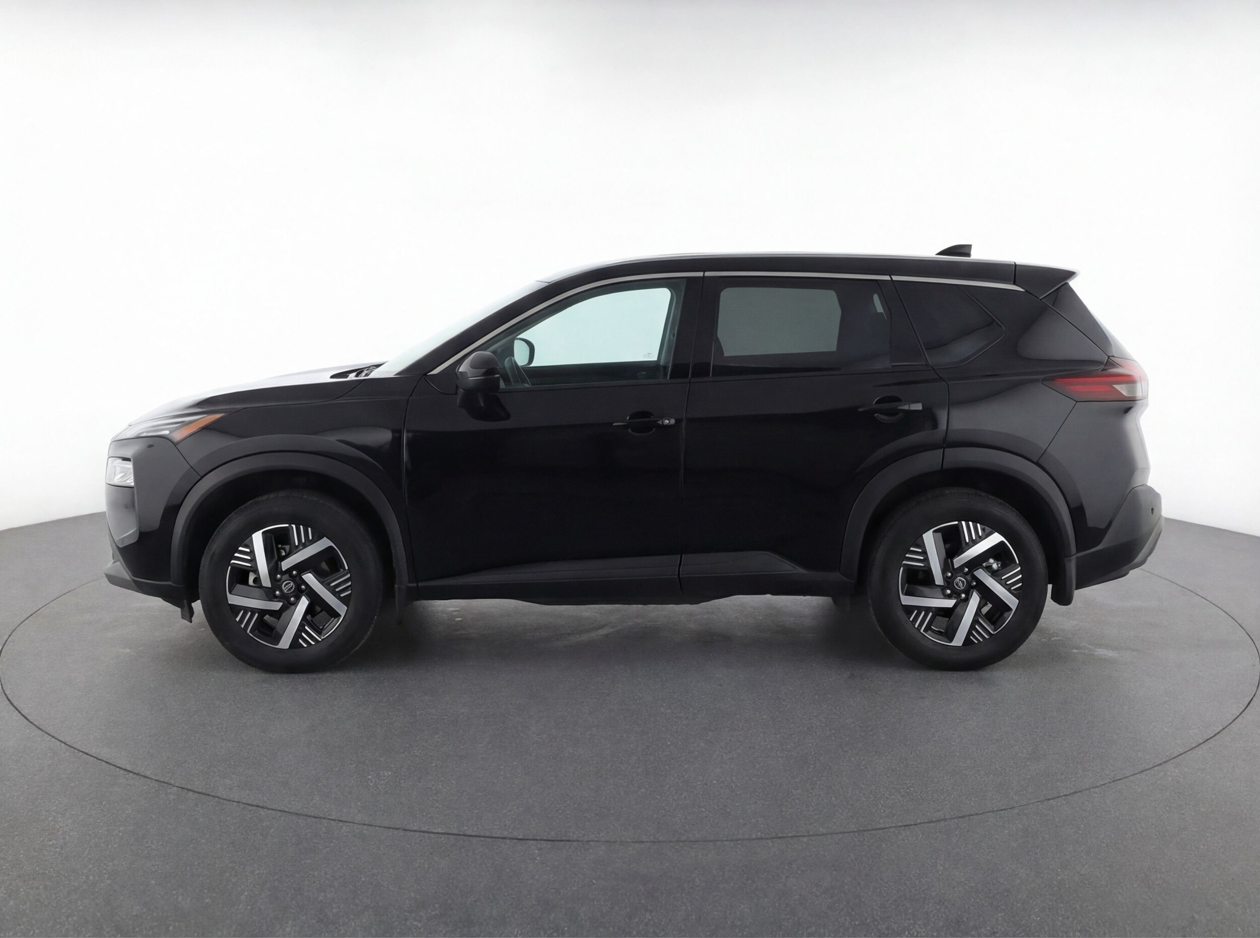 Thumbnail: 2025 Nissan Kicks - 5