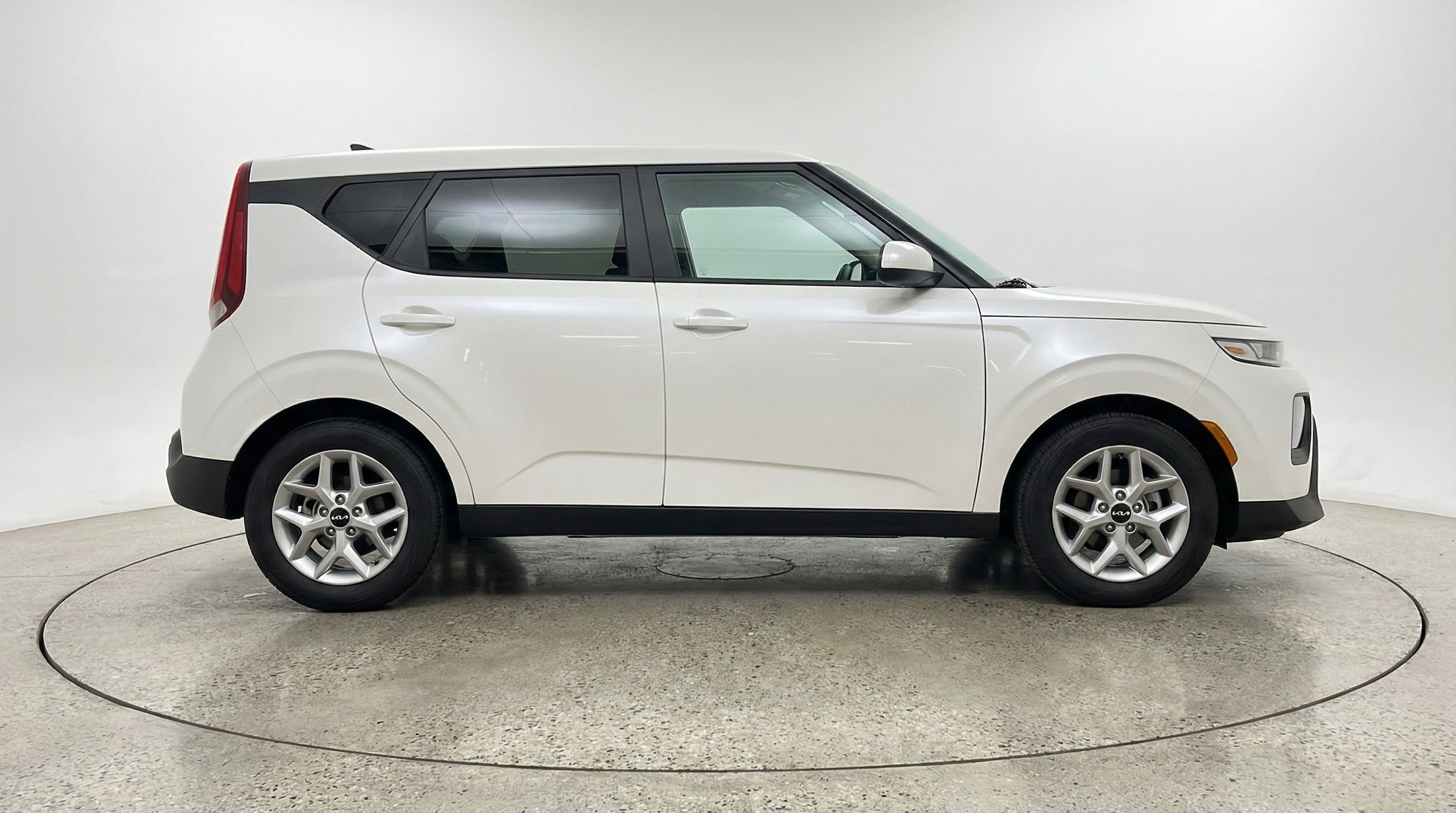 Thumbnail: 2025 Kia Soul - 10