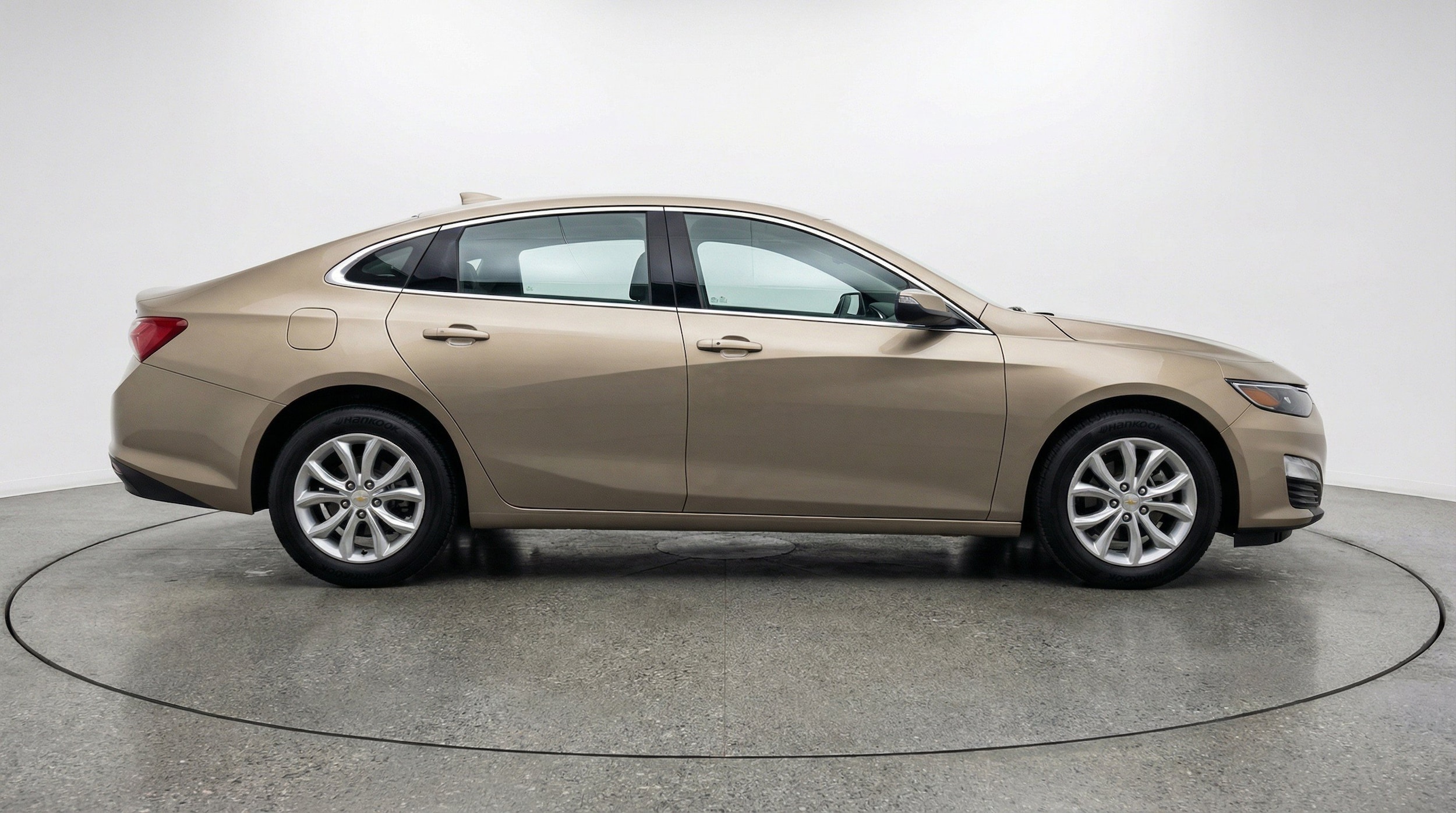 Thumbnail: 2024 Chevrolet Malibu - 11