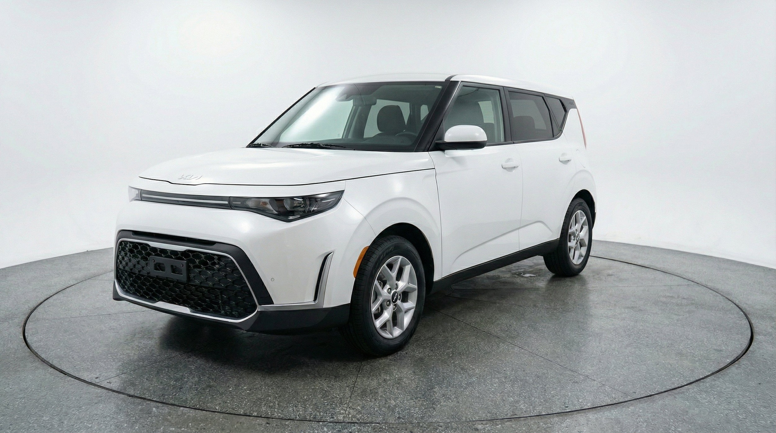 Thumbnail: 2025 Kia Soul - 3