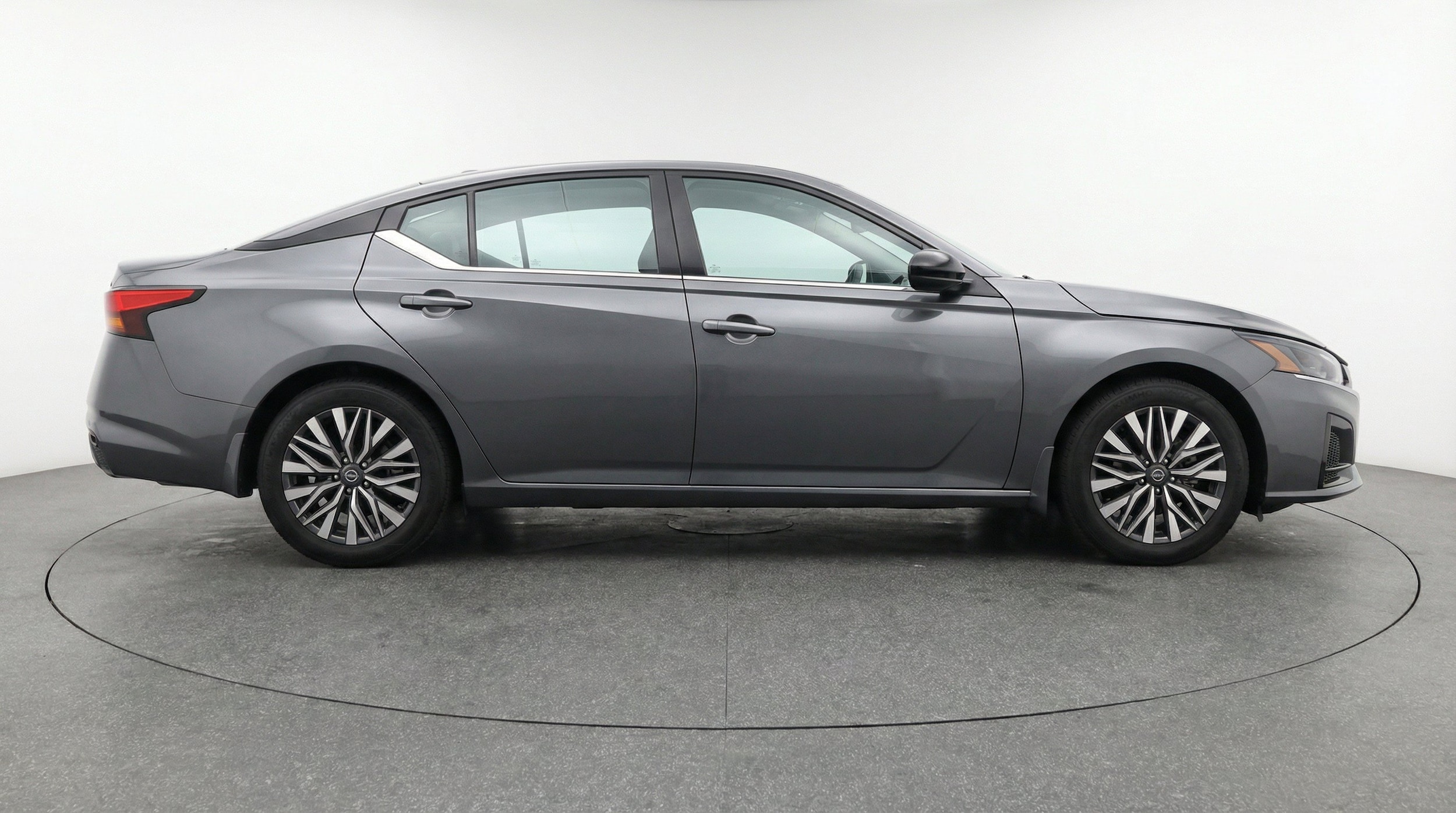 Thumbnail: 2025 Nissan Altima - 10