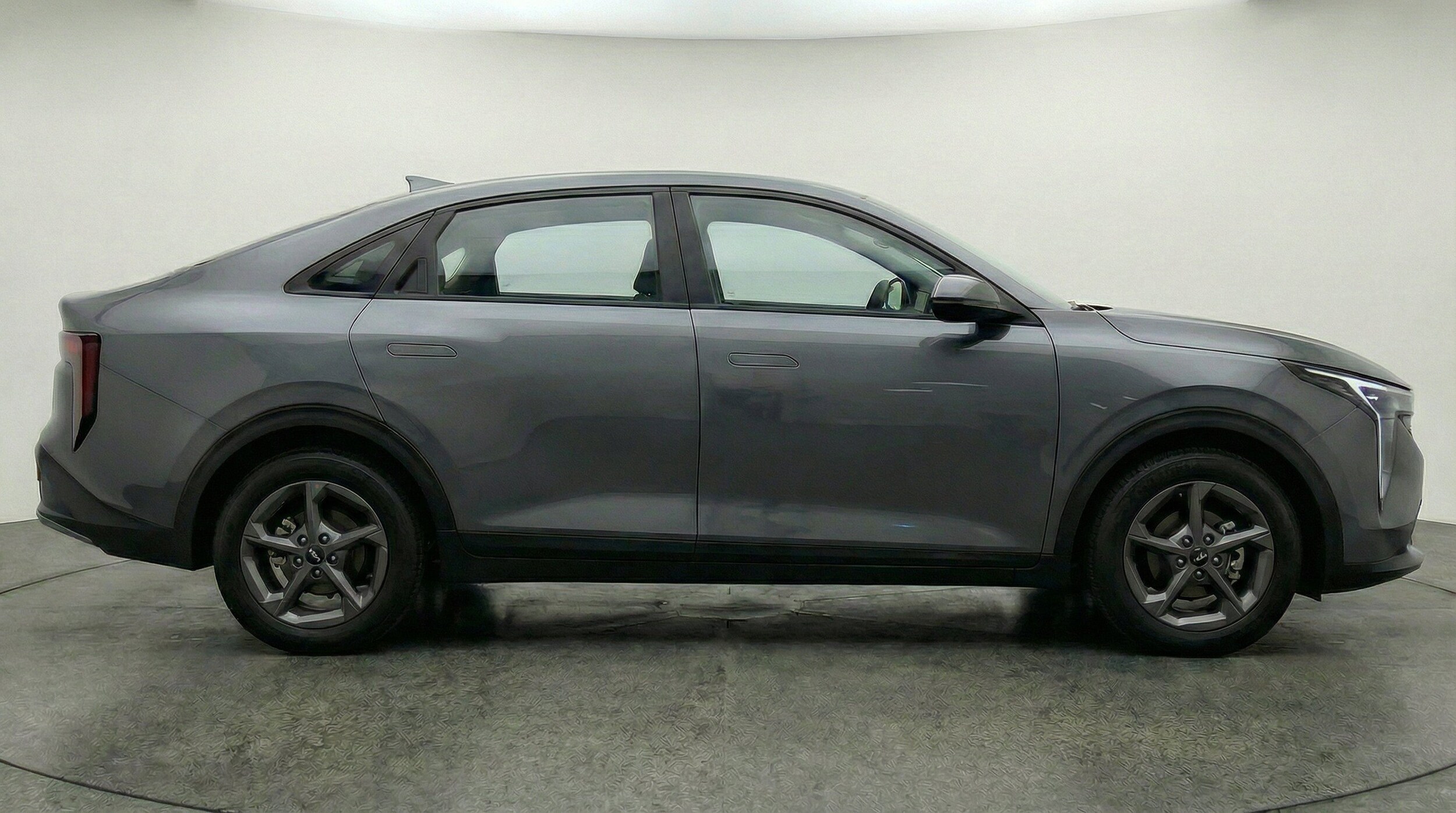 Thumbnail: 2025 Kia K4 - 10