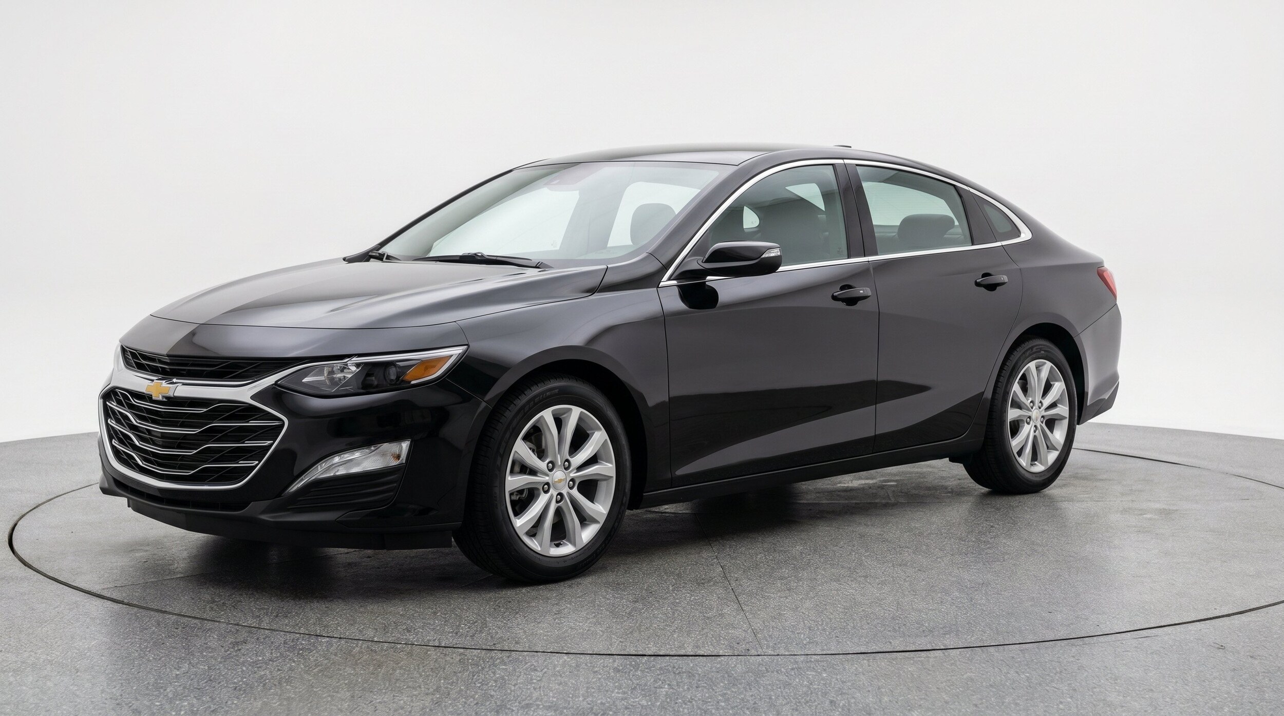 Thumbnail: 2024 Chevrolet Malibu - 3