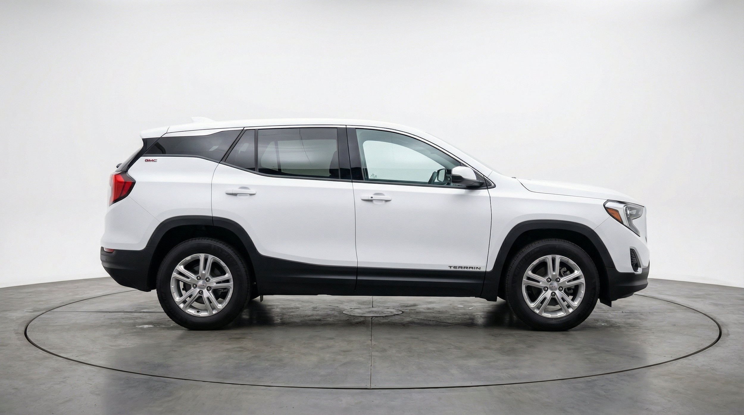 Thumbnail: 2024 GMC Terrain - 10