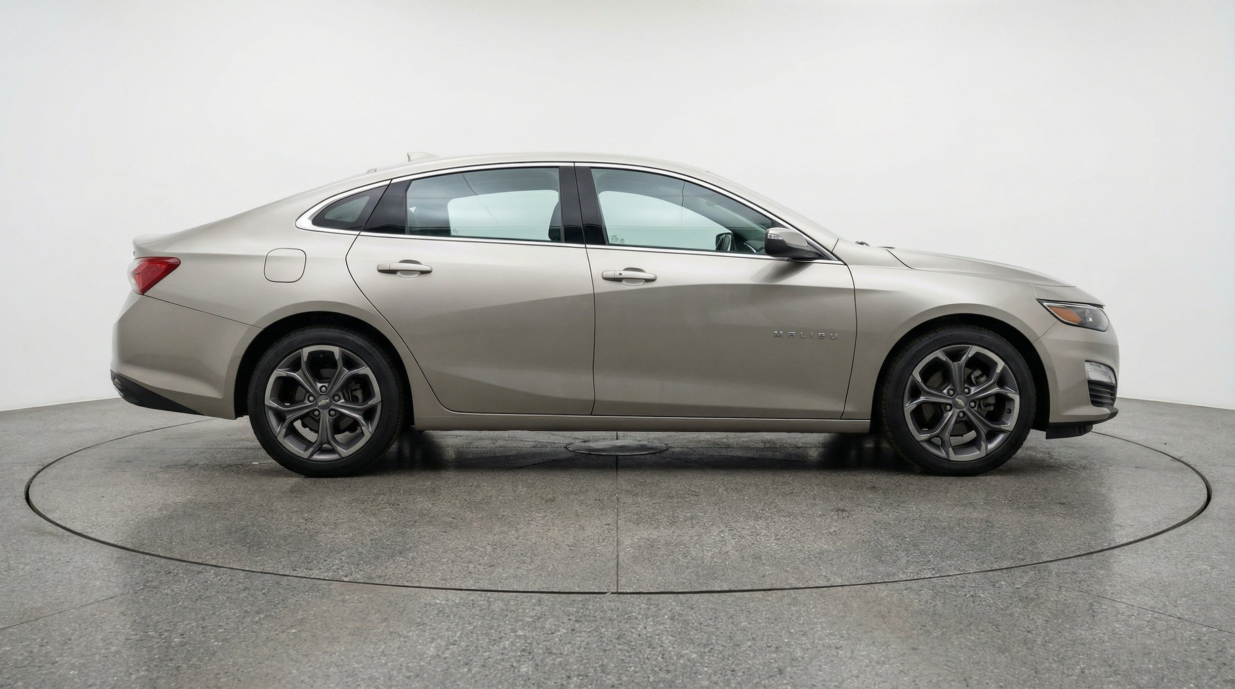Thumbnail: 2024 Chevrolet Malibu - 11