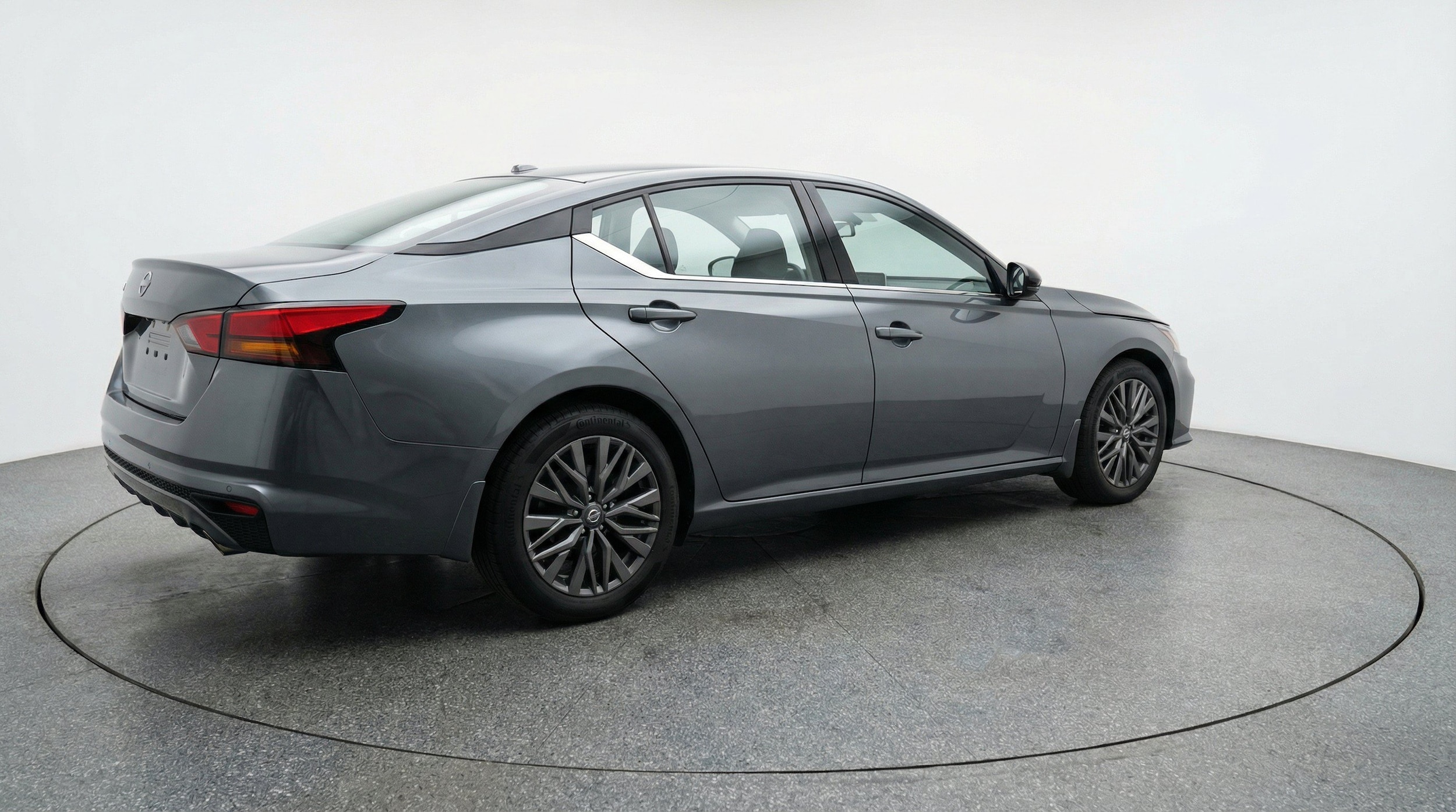 Thumbnail: 2025 Nissan Altima - 9