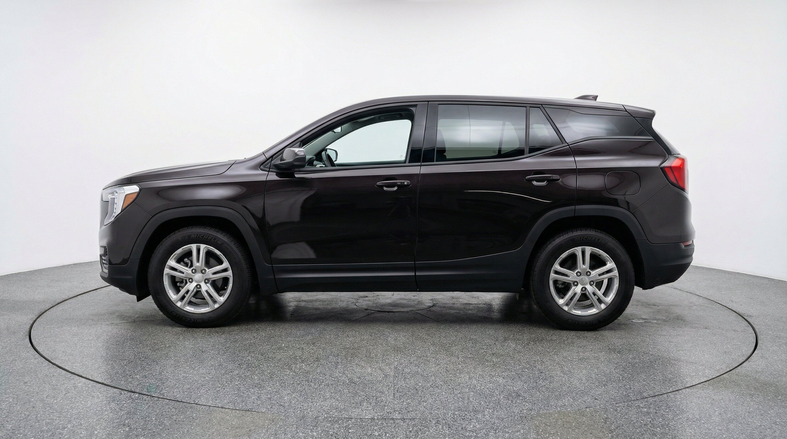 Thumbnail: 2024 GMC Terrain - 5