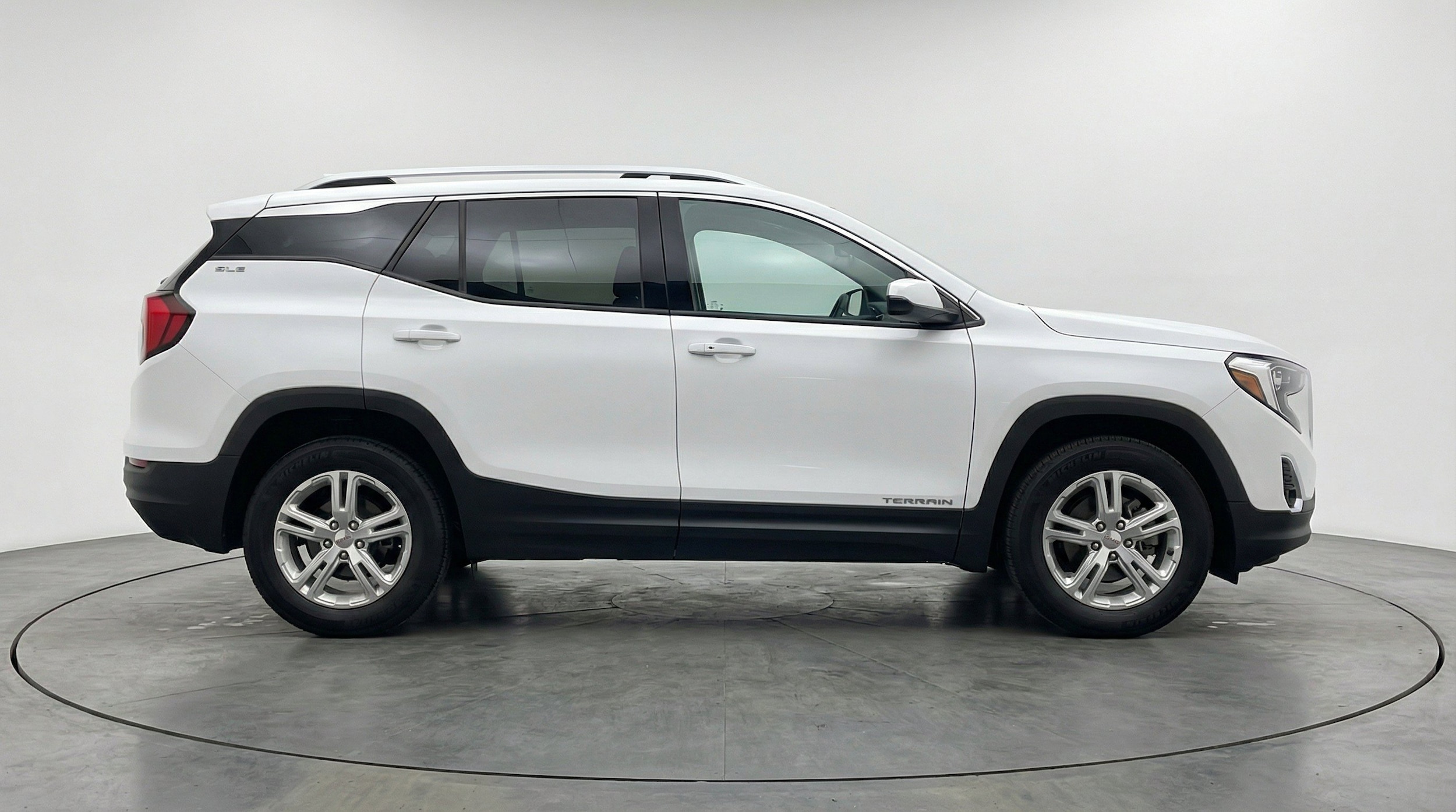 Thumbnail: 2024 GMC Terrain - 10