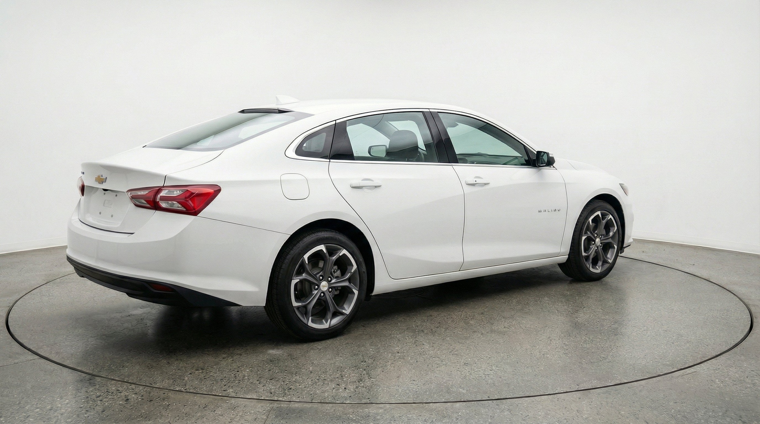 Thumbnail: 2024 Chevrolet Malibu - 9
