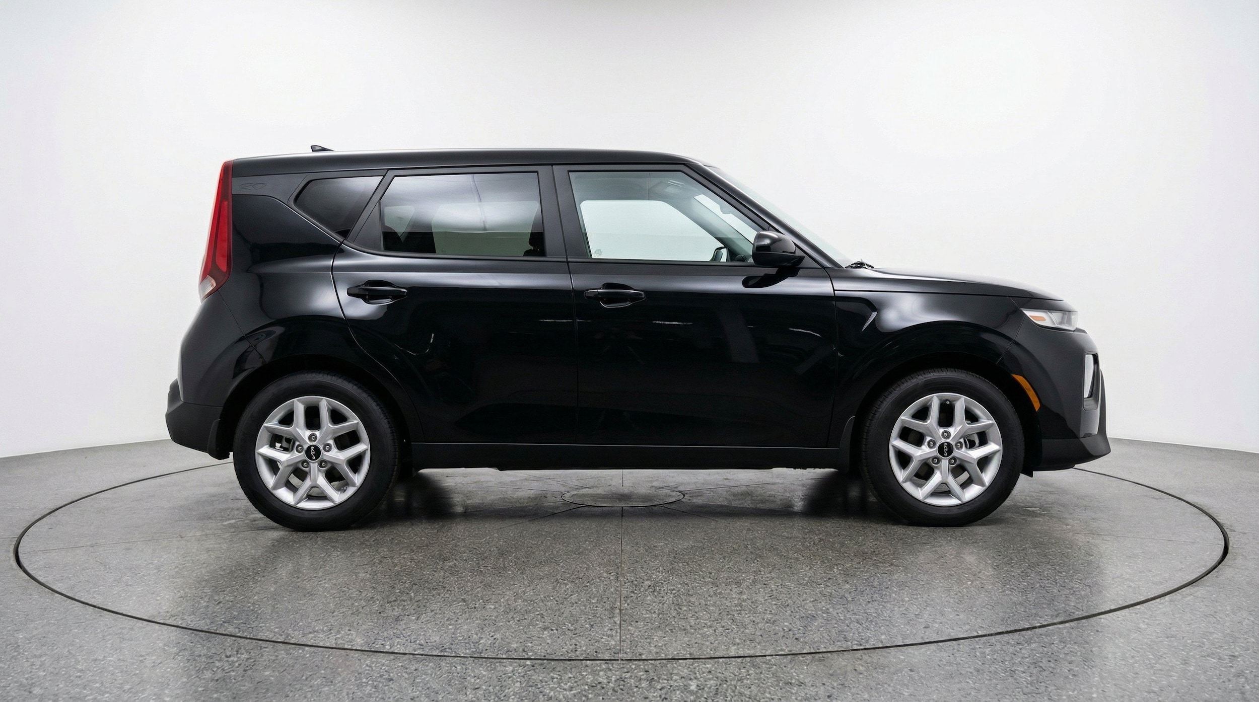 Thumbnail: 2025 Kia Soul - 10