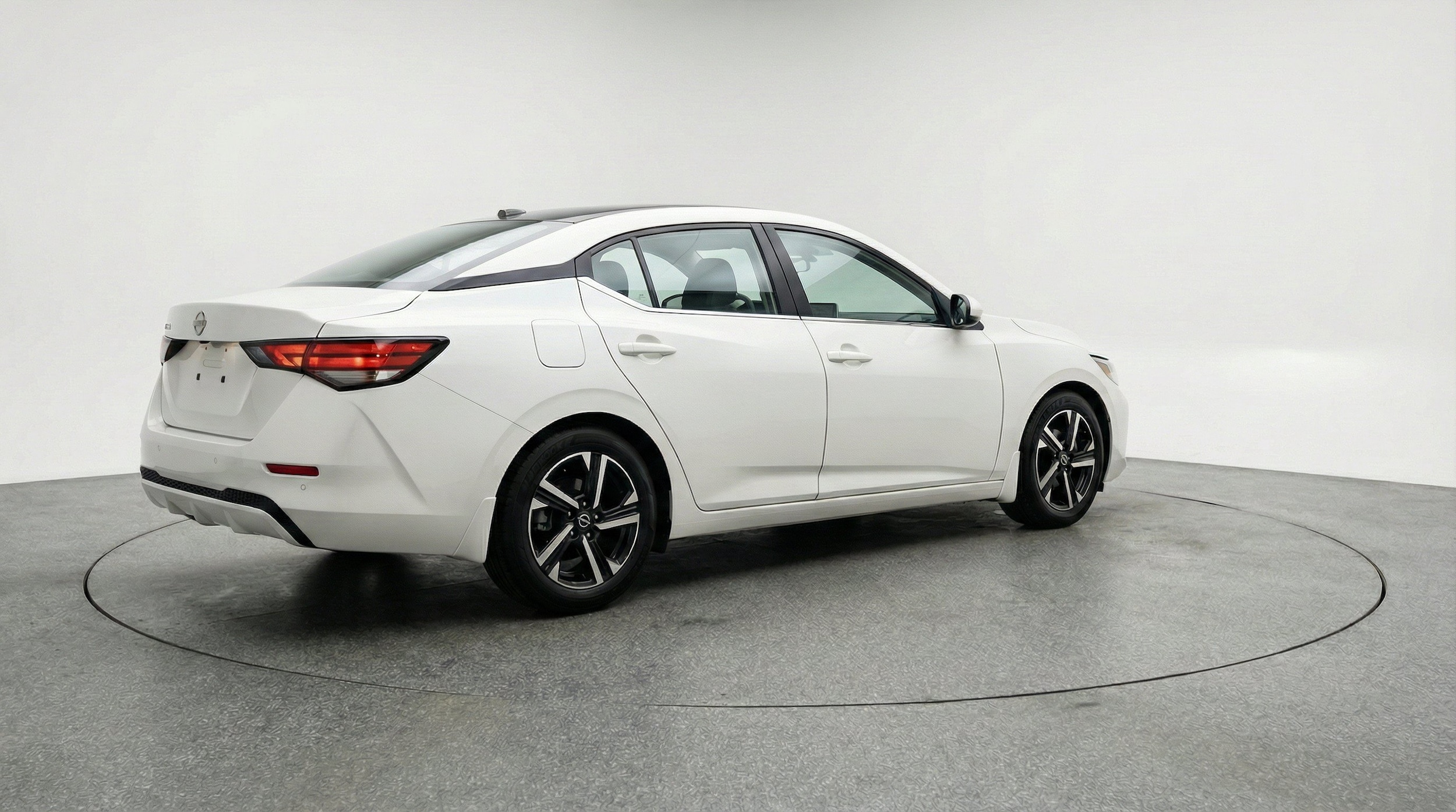 Thumbnail: 2025 Nissan Sentra - 9