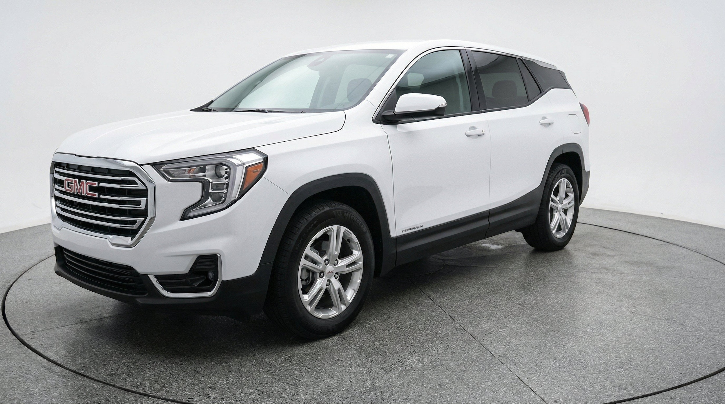 Thumbnail: 2024 GMC Terrain - 3