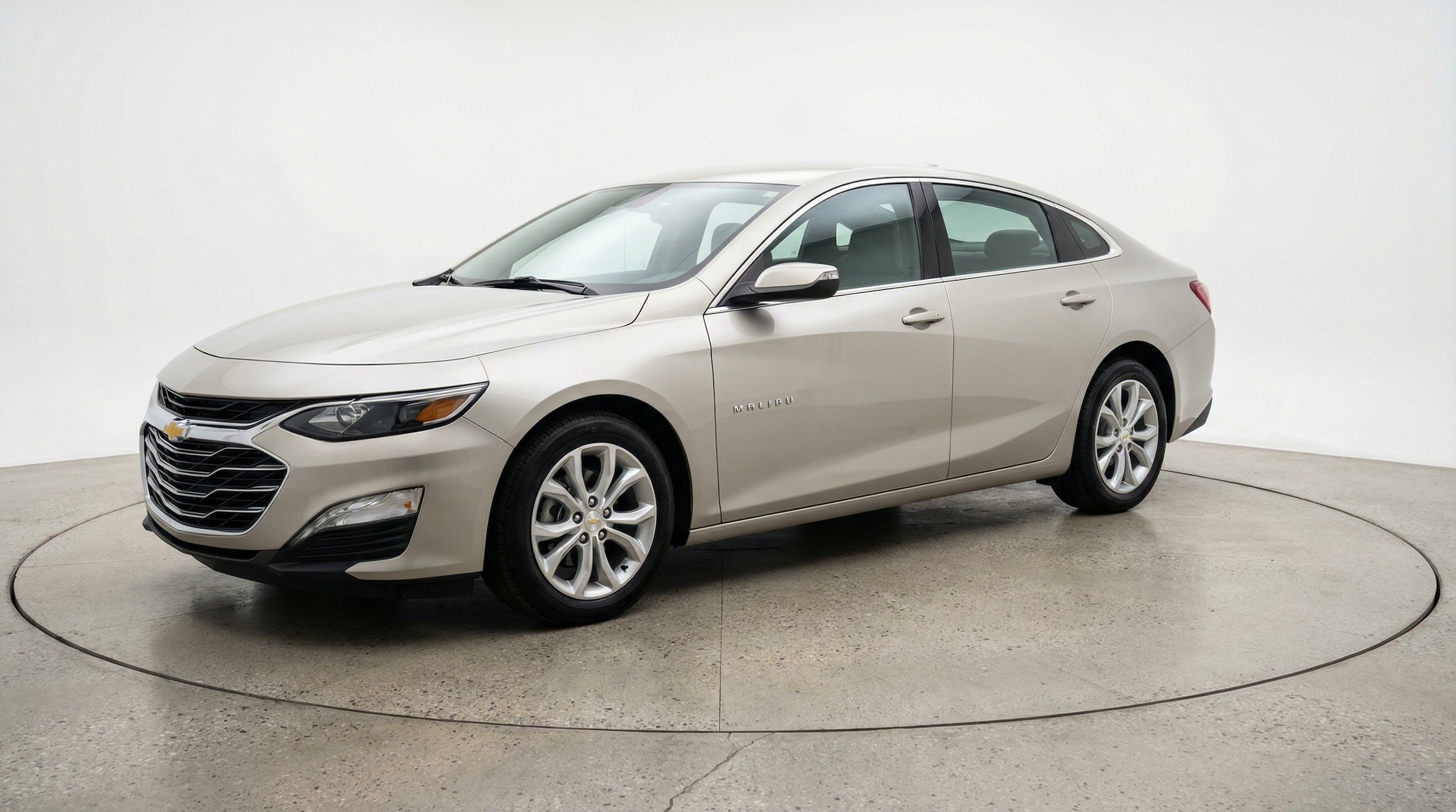 Thumbnail: 2024 Chevrolet Malibu - 3