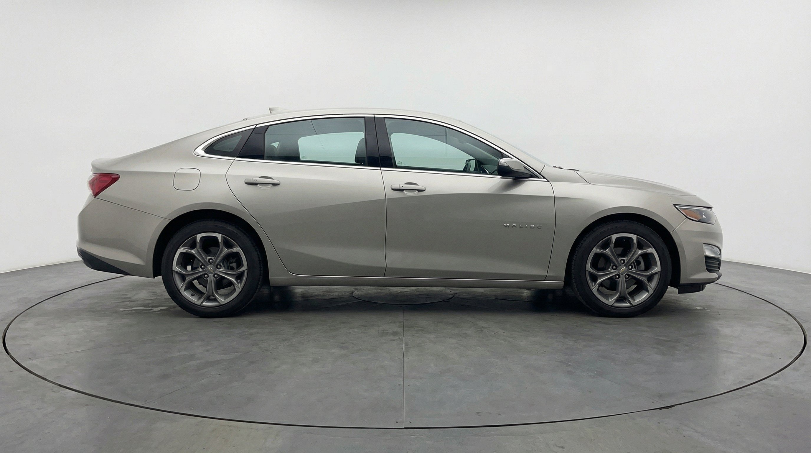 Thumbnail: 2024 Chevrolet Malibu - 11