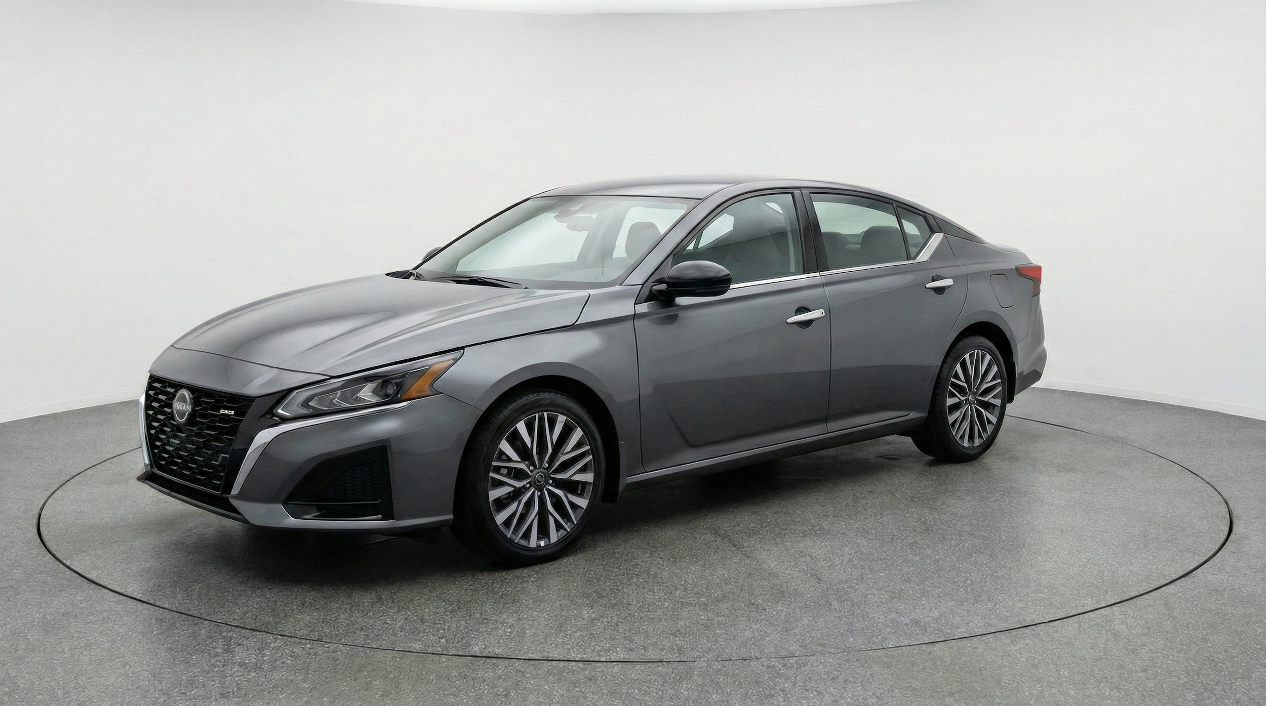 Thumbnail: 2025 Nissan Altima - 3