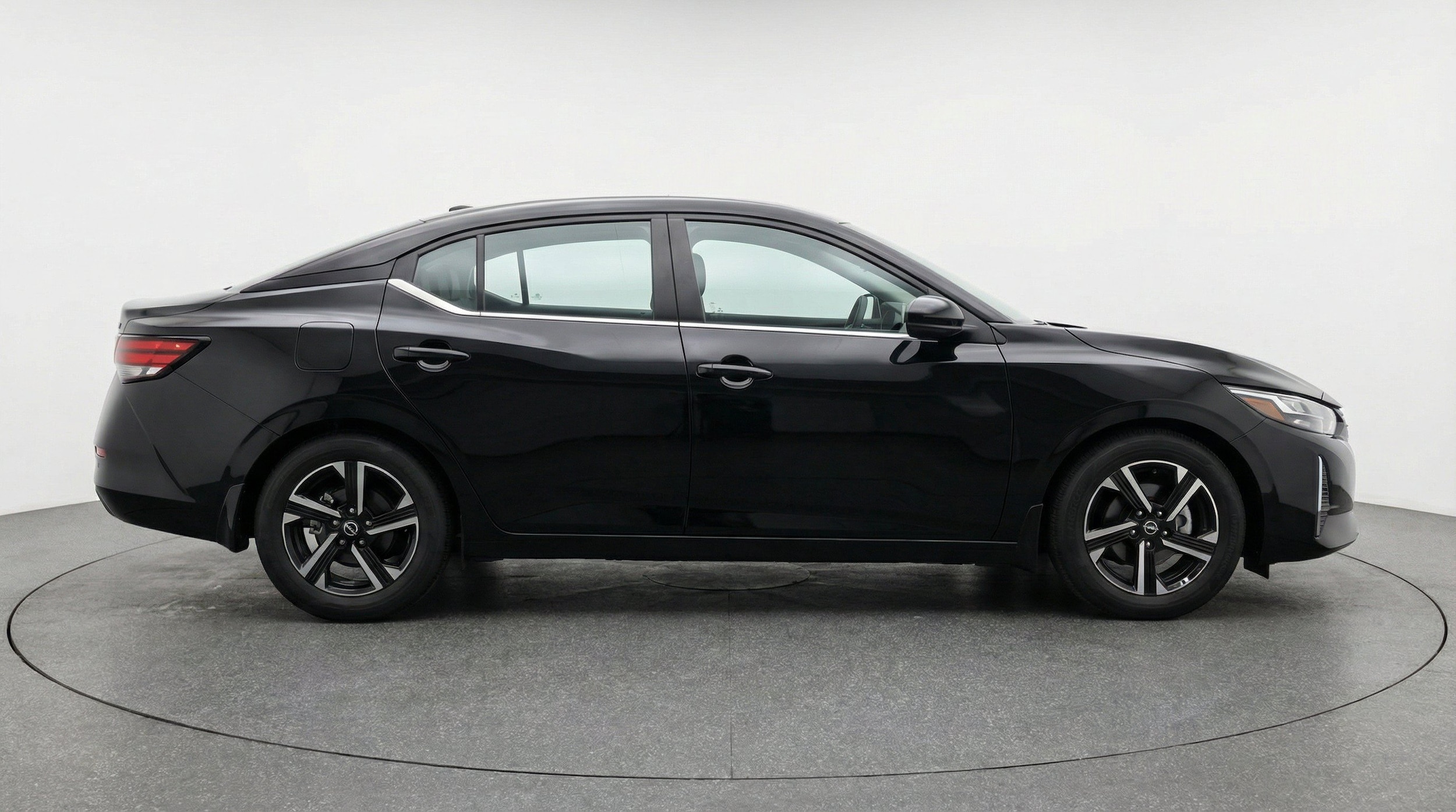 Thumbnail: 2025 Nissan Sentra - 11