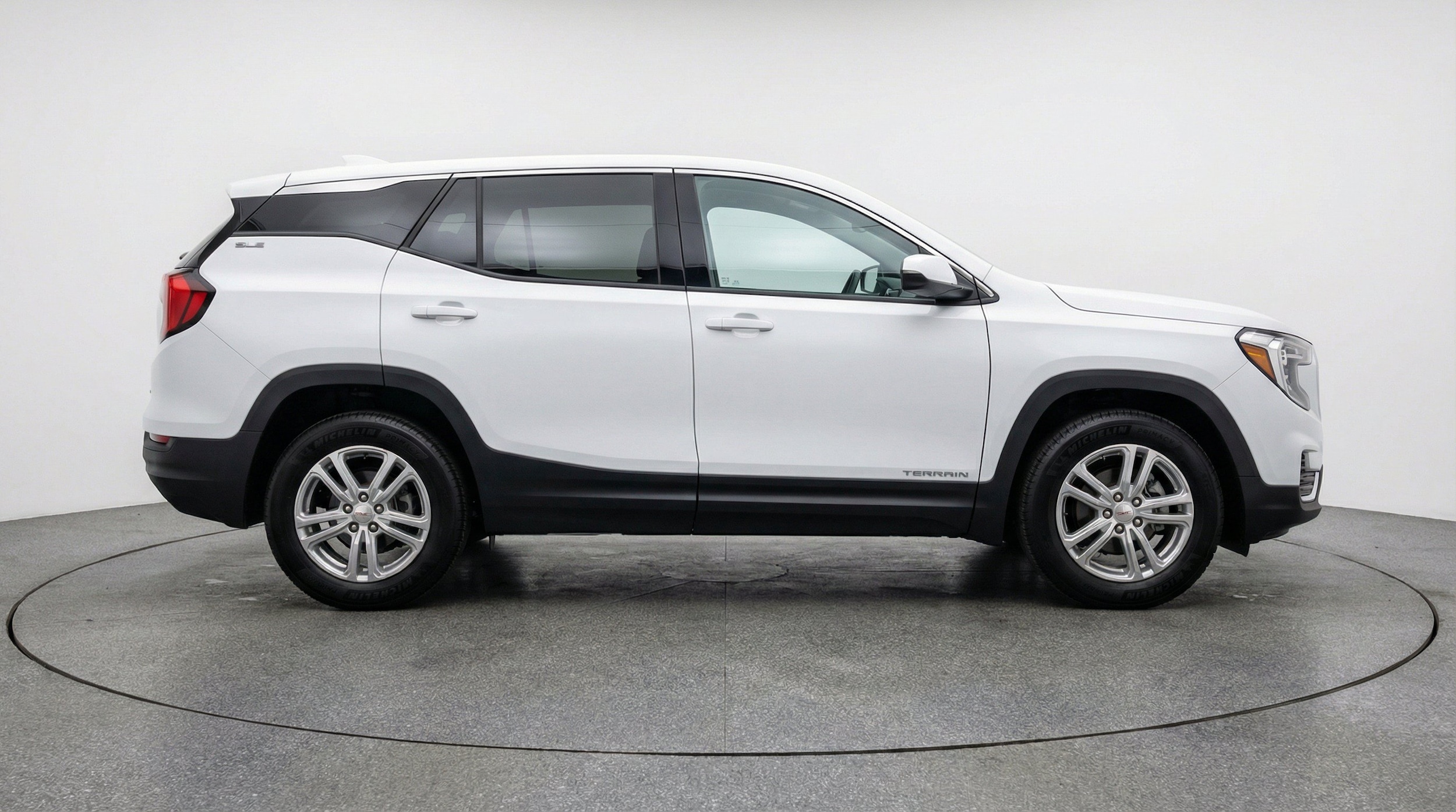 Thumbnail: 2024 GMC Terrain - 10