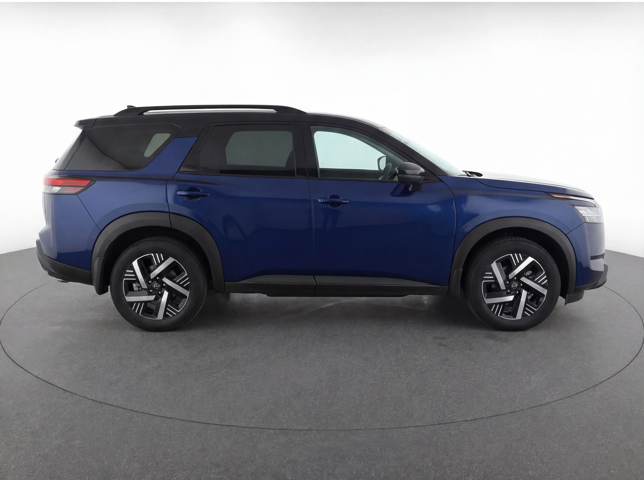 Thumbnail: 2025 Nissan Kicks - 10