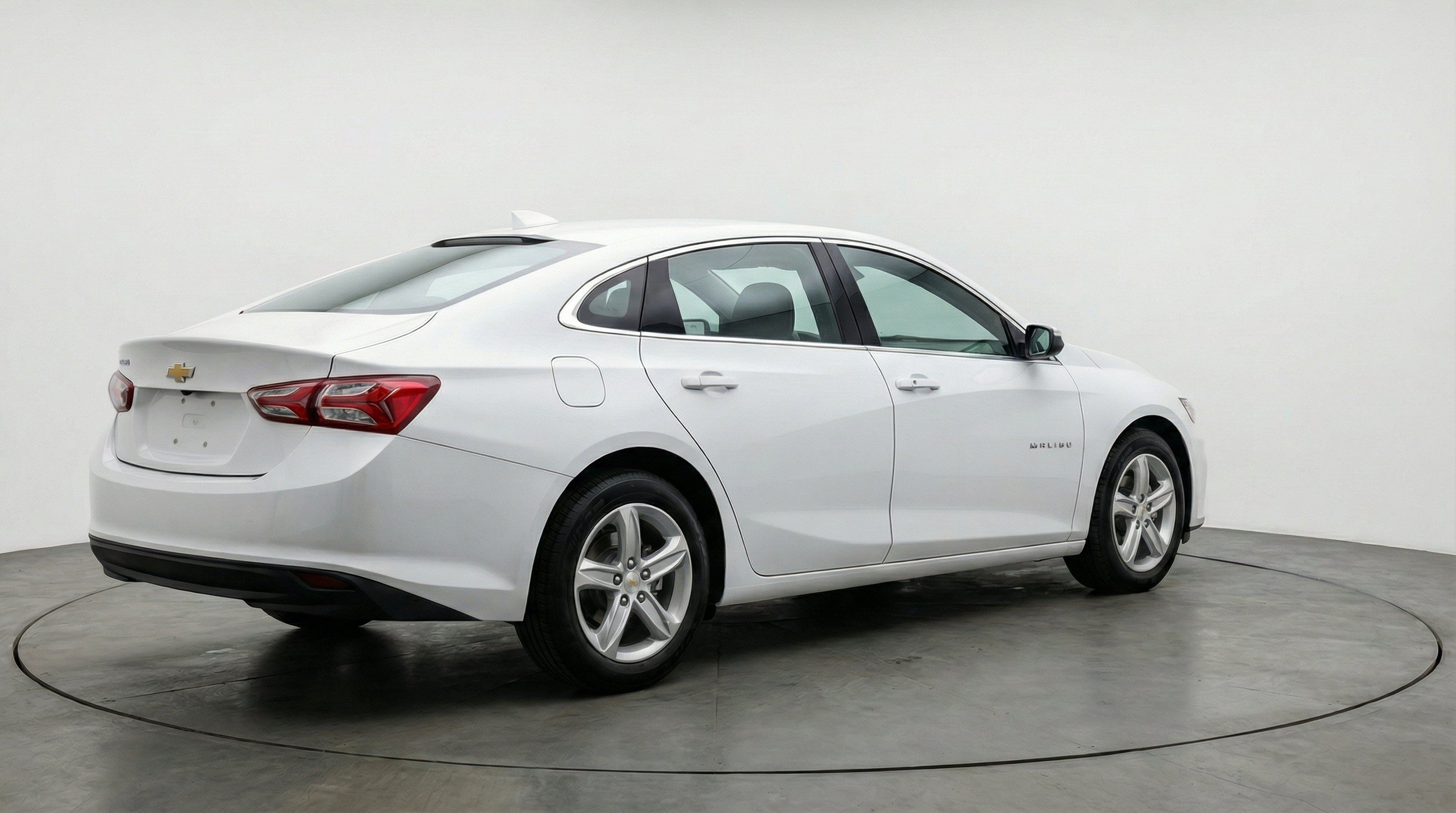 Thumbnail: 2024 Chevrolet Malibu - 9