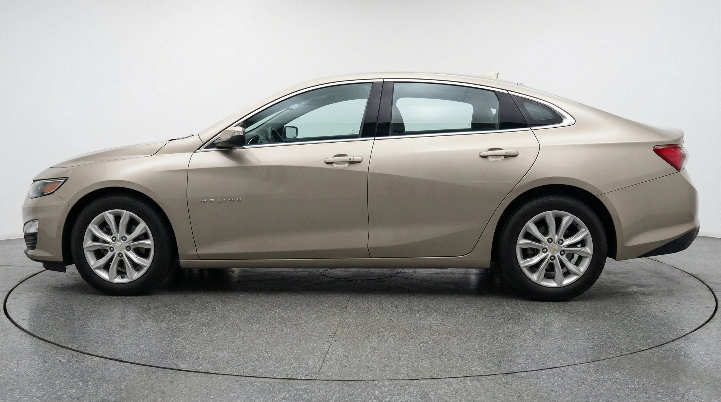 Thumbnail: 2024 Chevrolet Malibu - 5