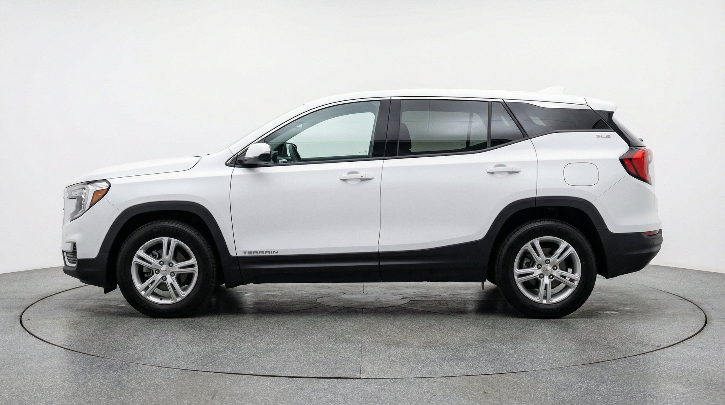 Thumbnail: 2024 GMC Terrain - 5