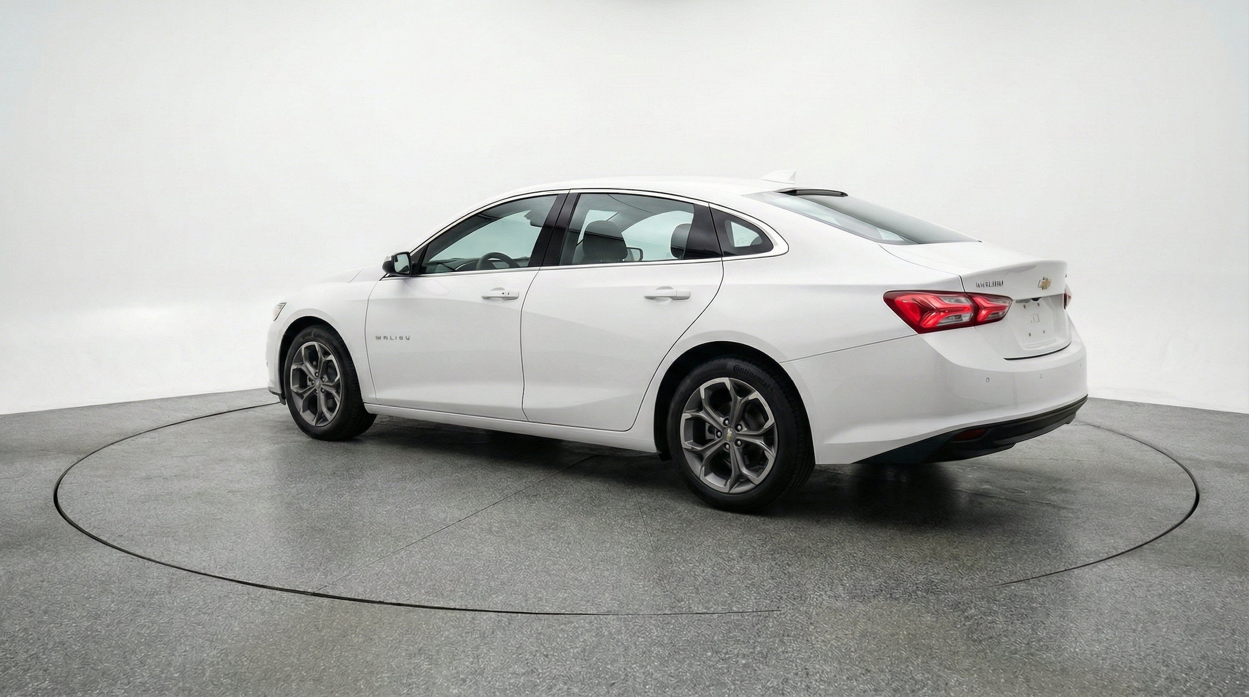 Thumbnail: 2024 Chevrolet Malibu - 6