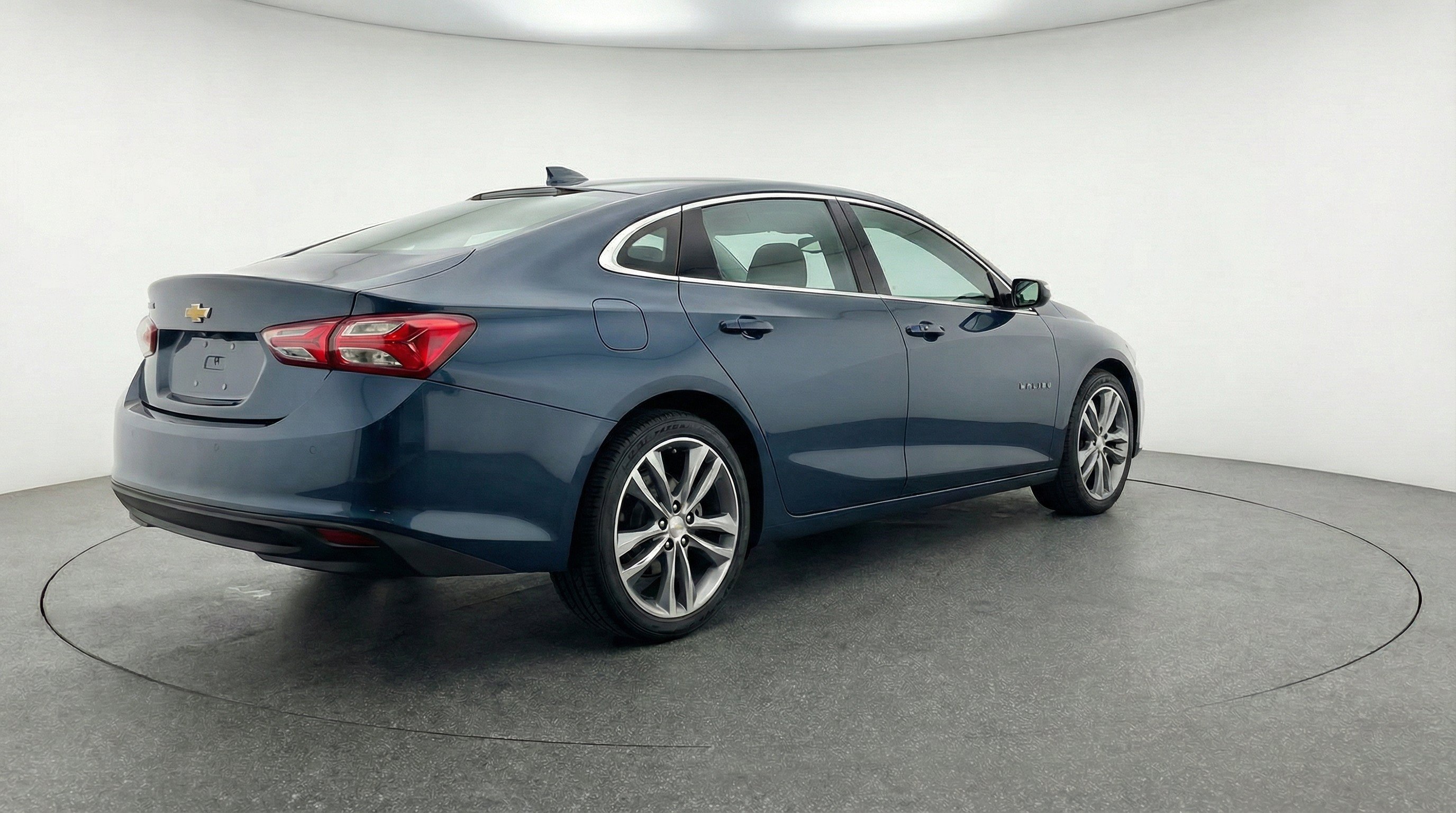 Thumbnail: 2024 Chevrolet Malibu - 9