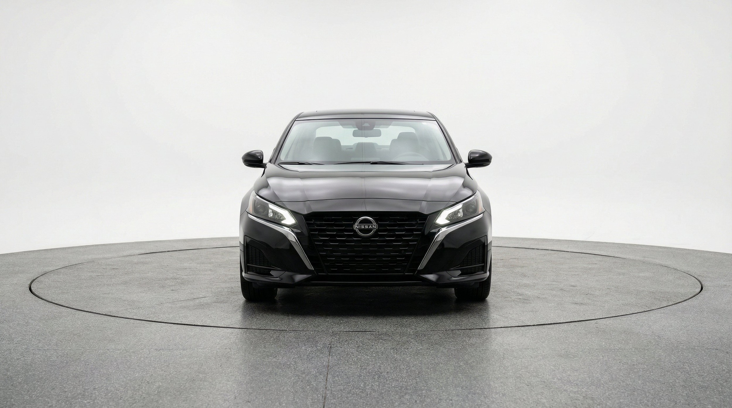 Thumbnail: 2025 Nissan Altima - 2